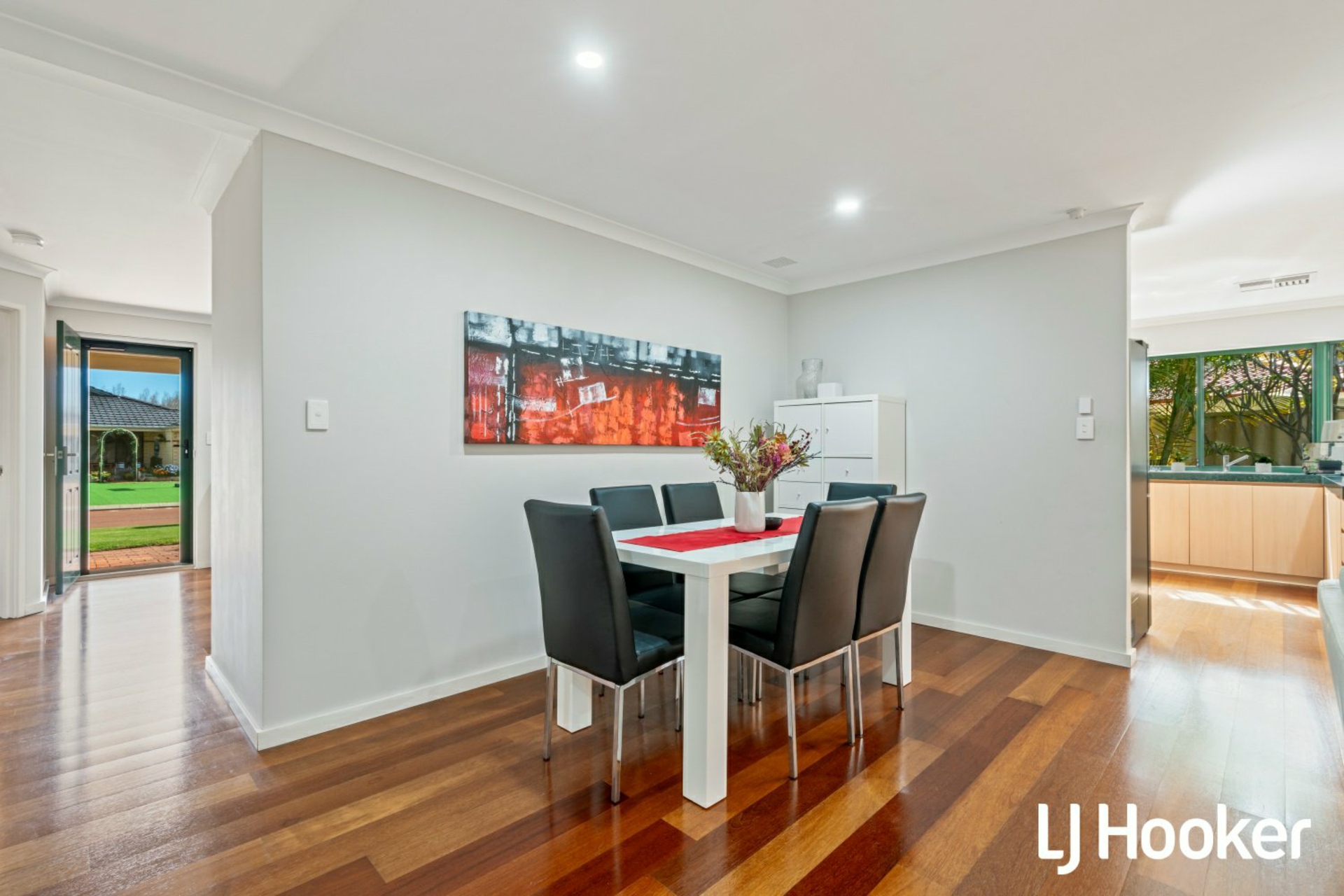 4 Lowis Way, CANNING VALE