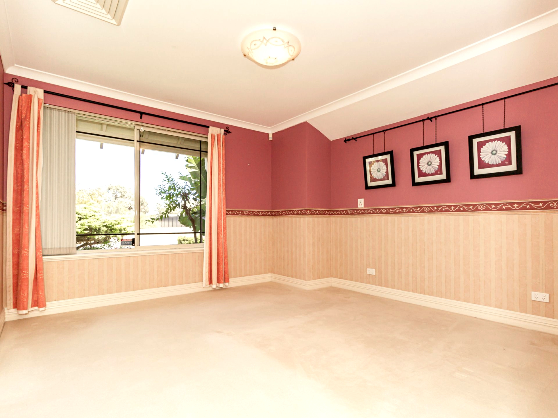 30 Chesham Mews, CANNING VALE