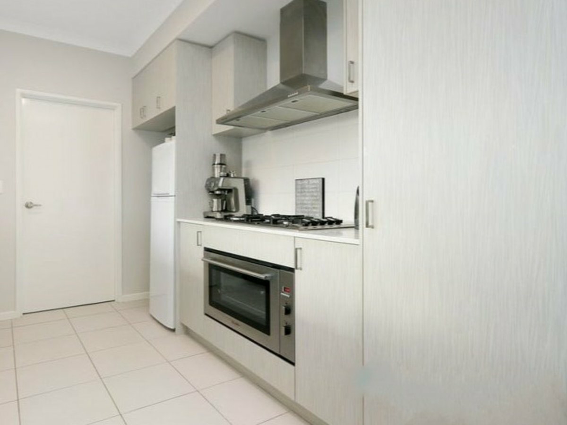 2 Aquila Loop, PIARA WATERS