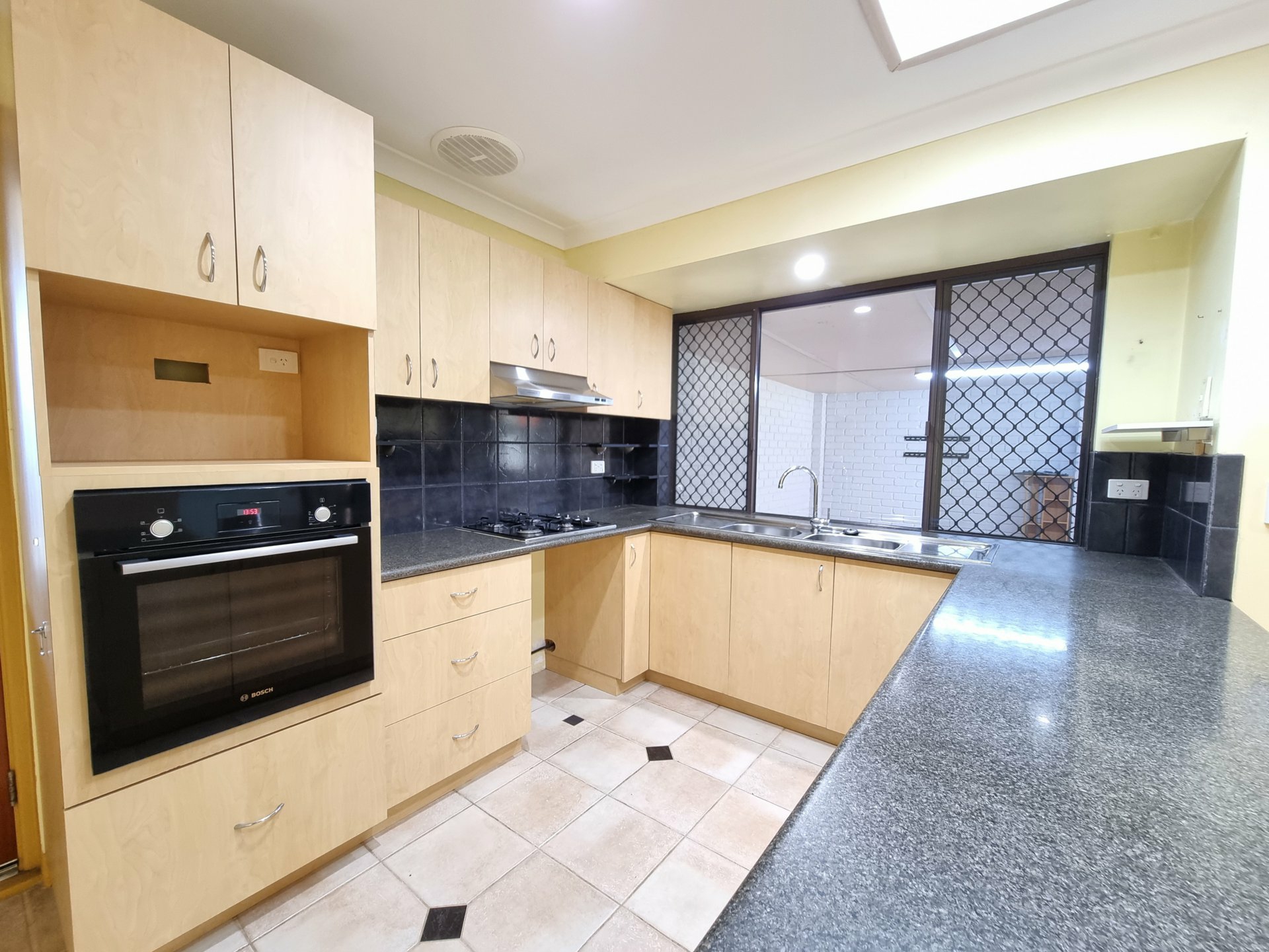 13 Greenhood Court, GOSNELLS