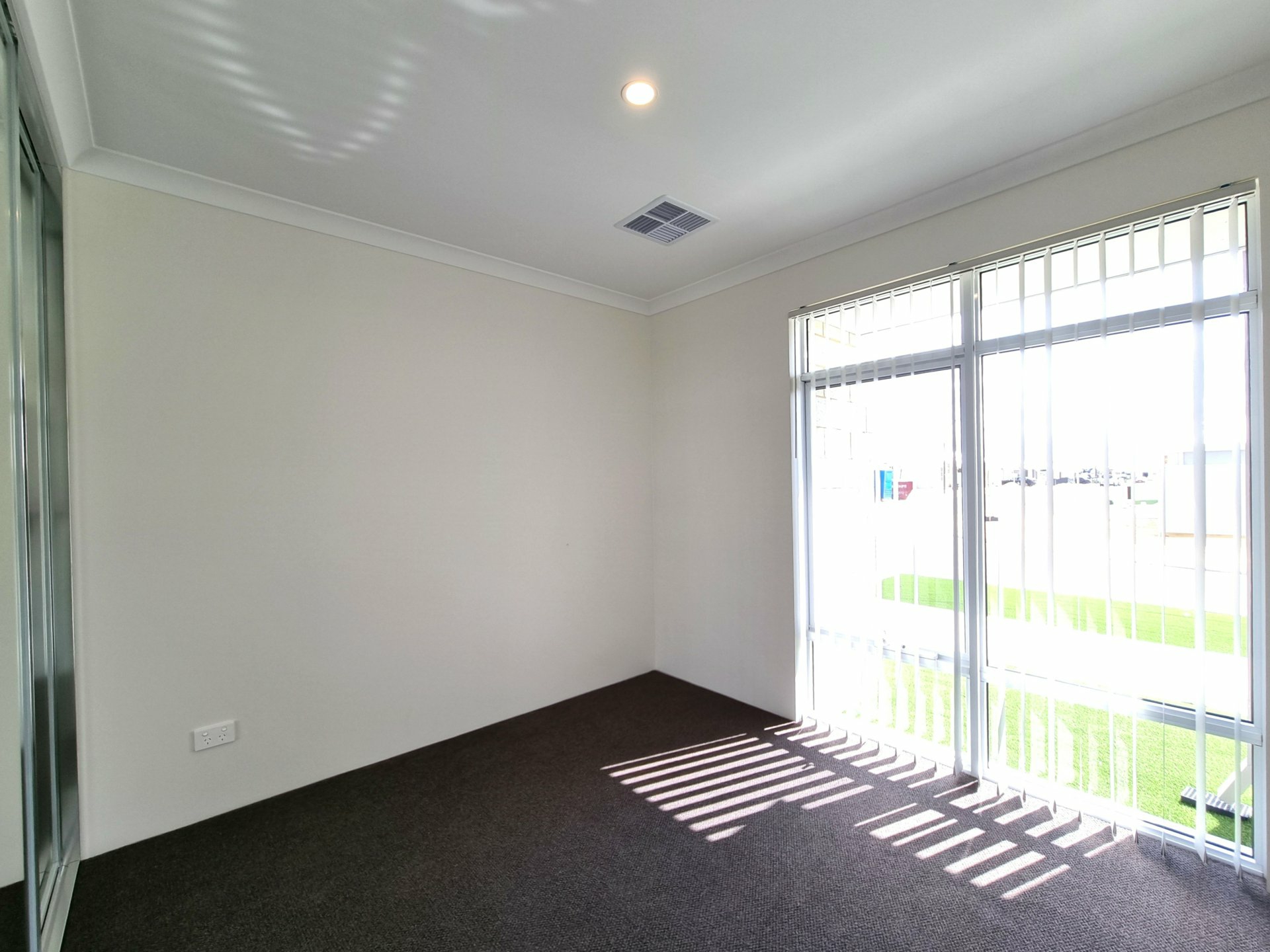 20 Latina Street, PIARA WATERS