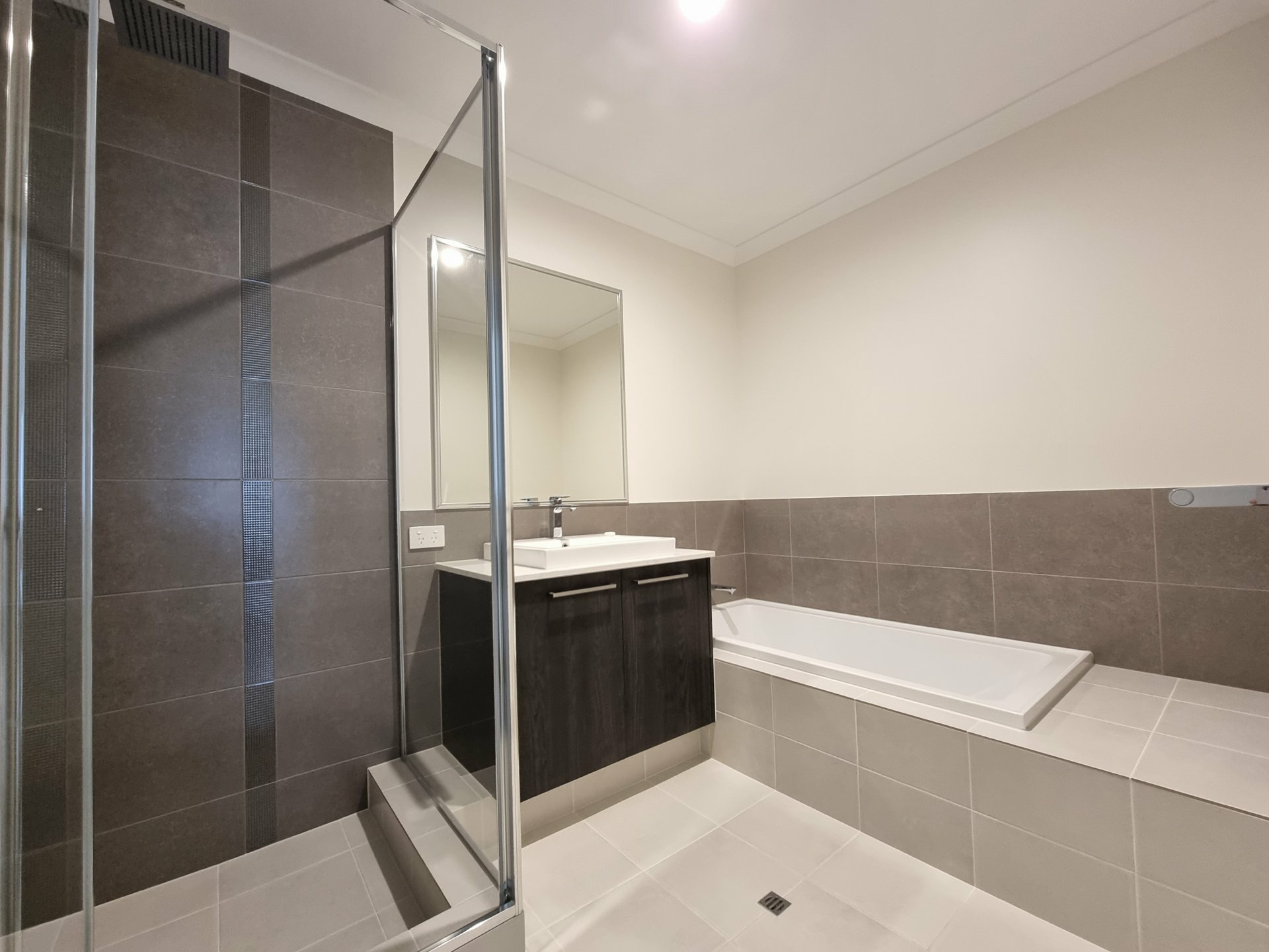 20 Latina Street, PIARA WATERS