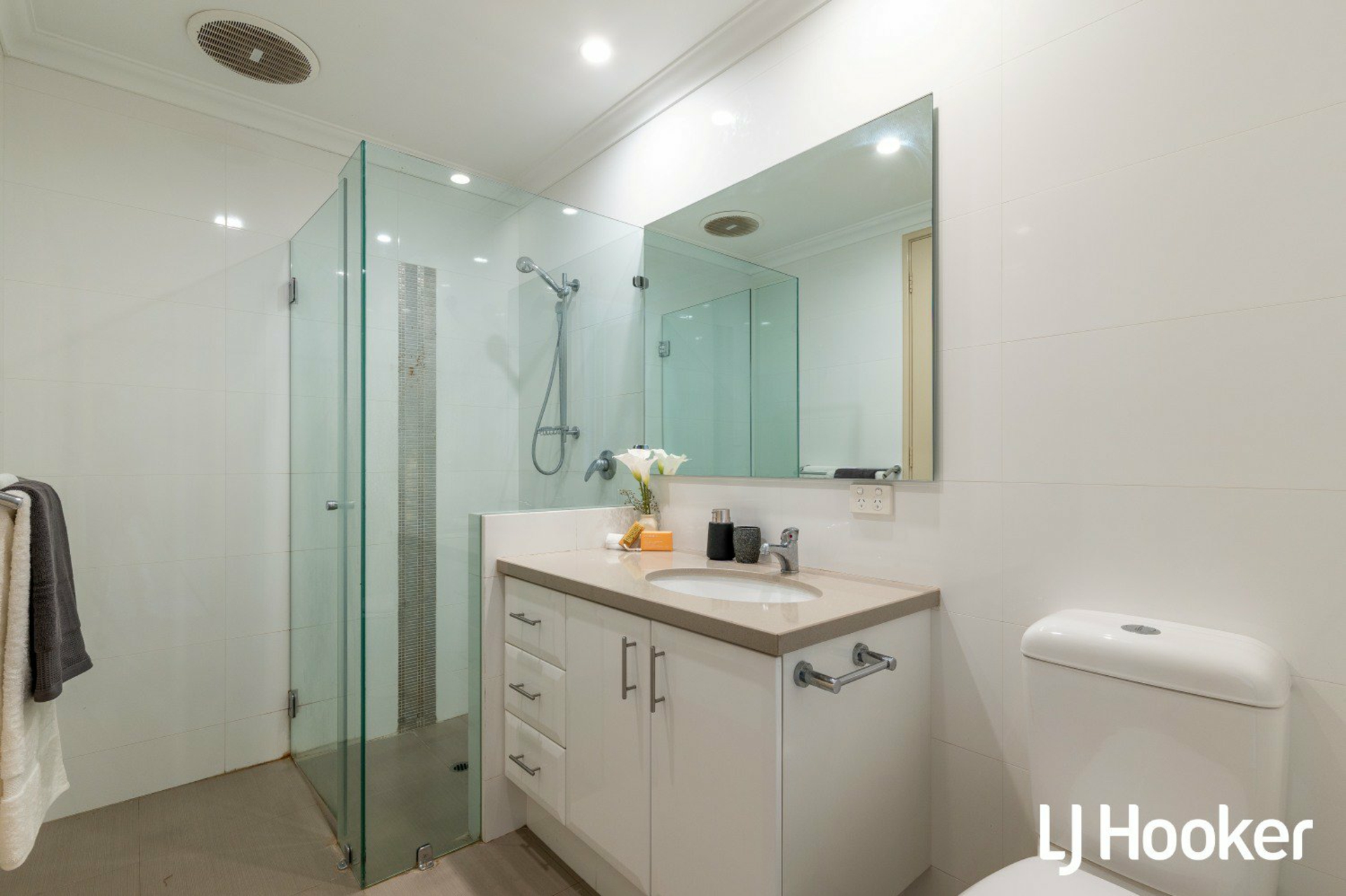 2A South Terrace, COMO