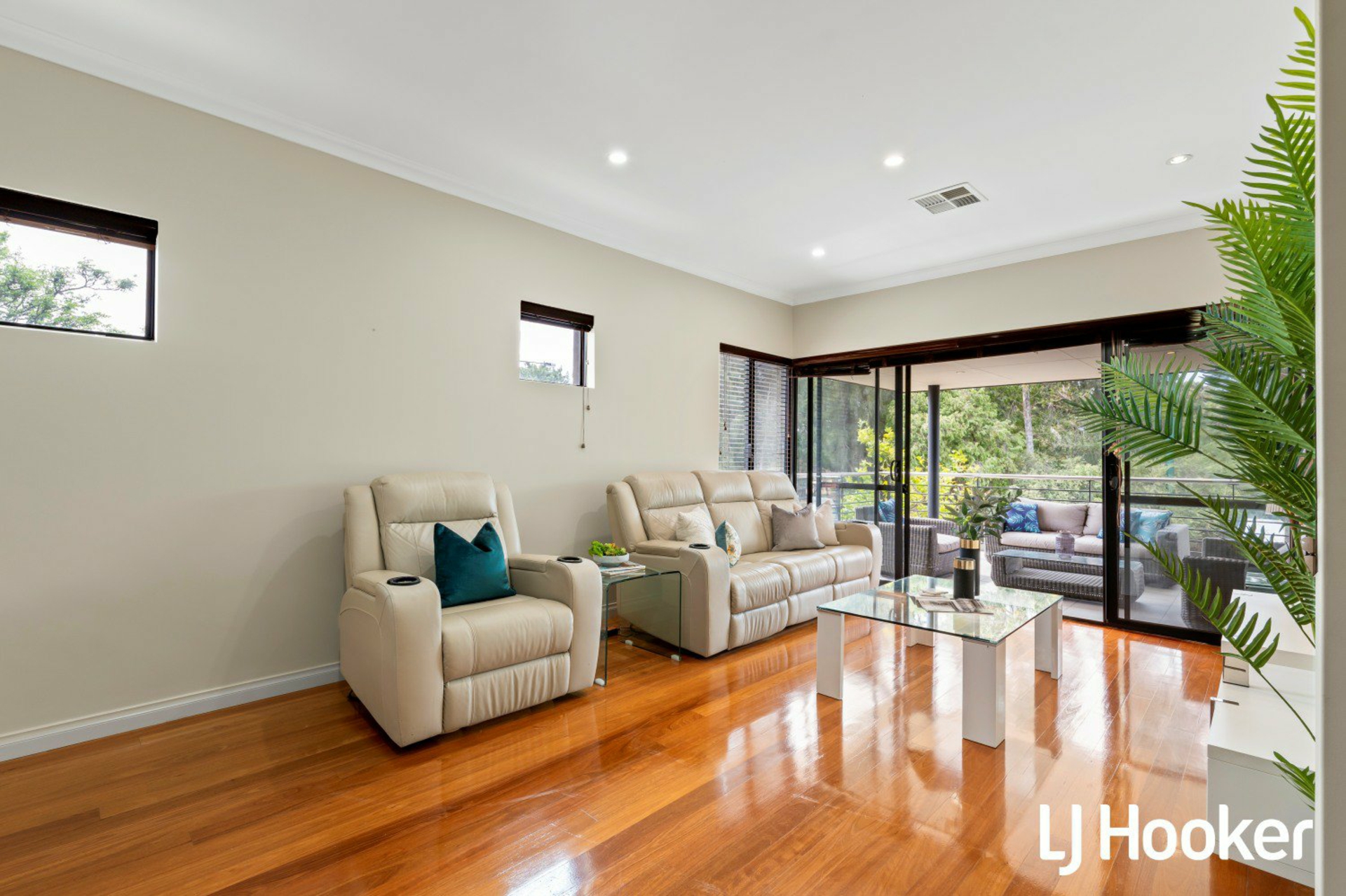 2A South Terrace, COMO