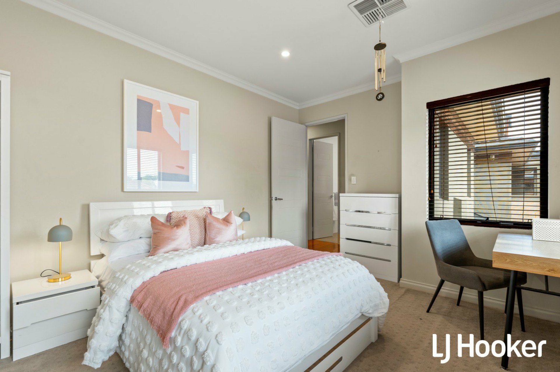 2A South Terrace, COMO