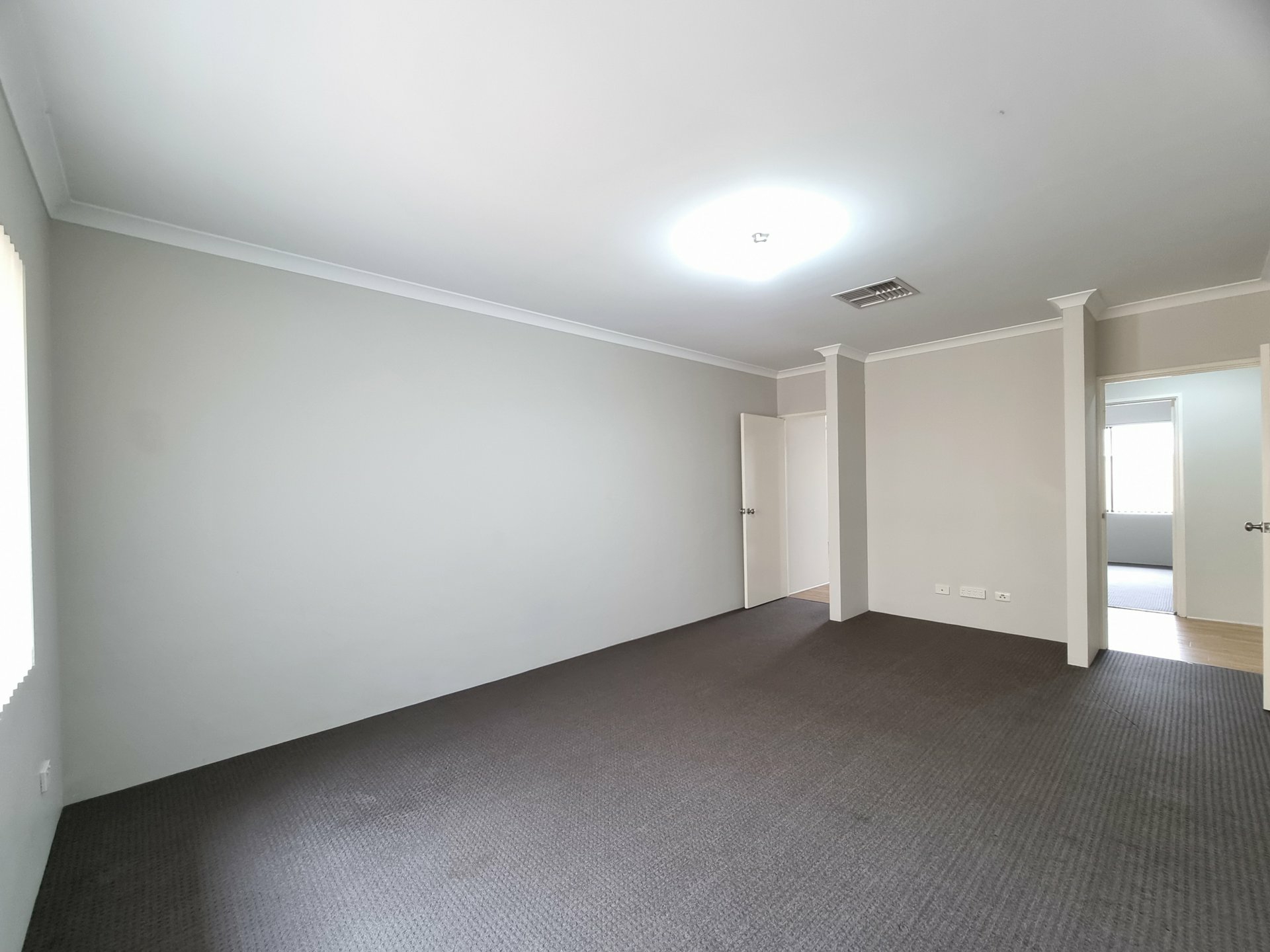 4 Piesley Street, HAMMOND PARK
