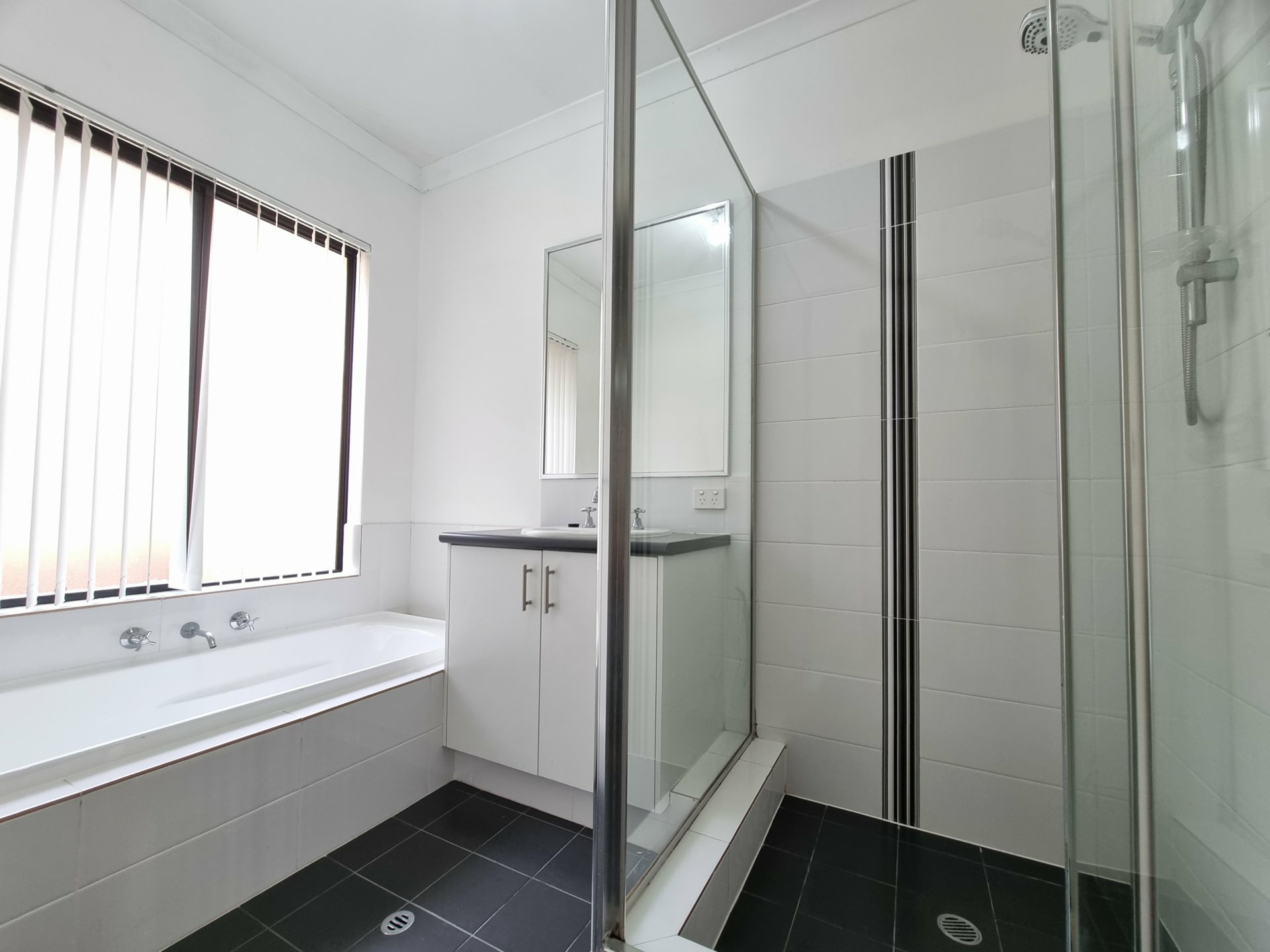 4 Piesley Street, HAMMOND PARK