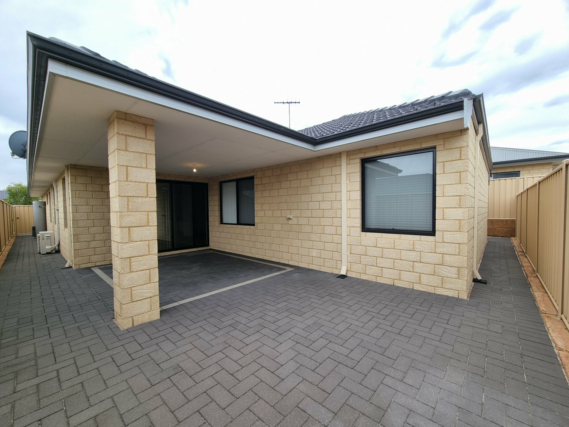 4 Piesley Street, HAMMOND PARK