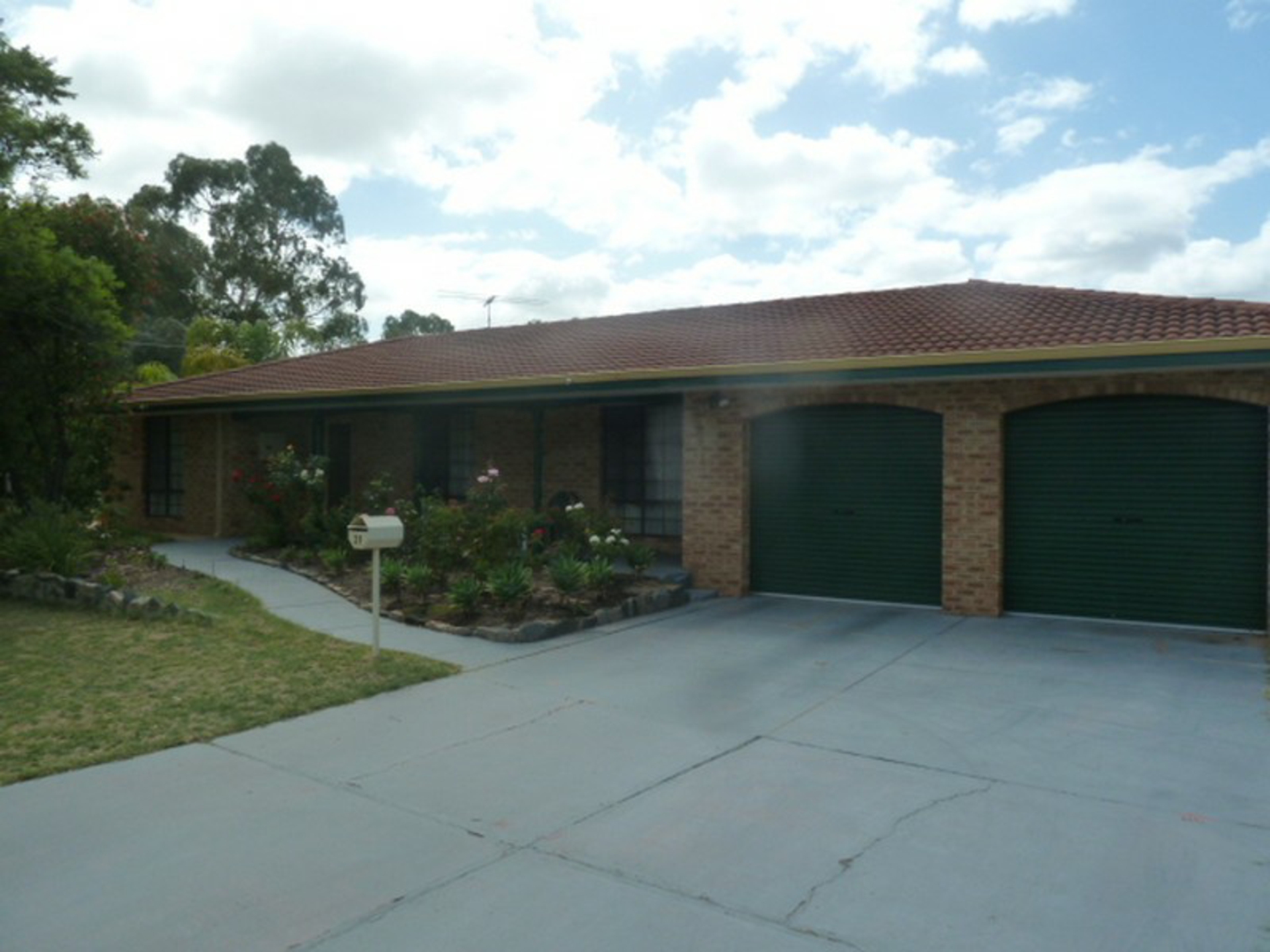 39 Ravenhill Road, THORNLIE