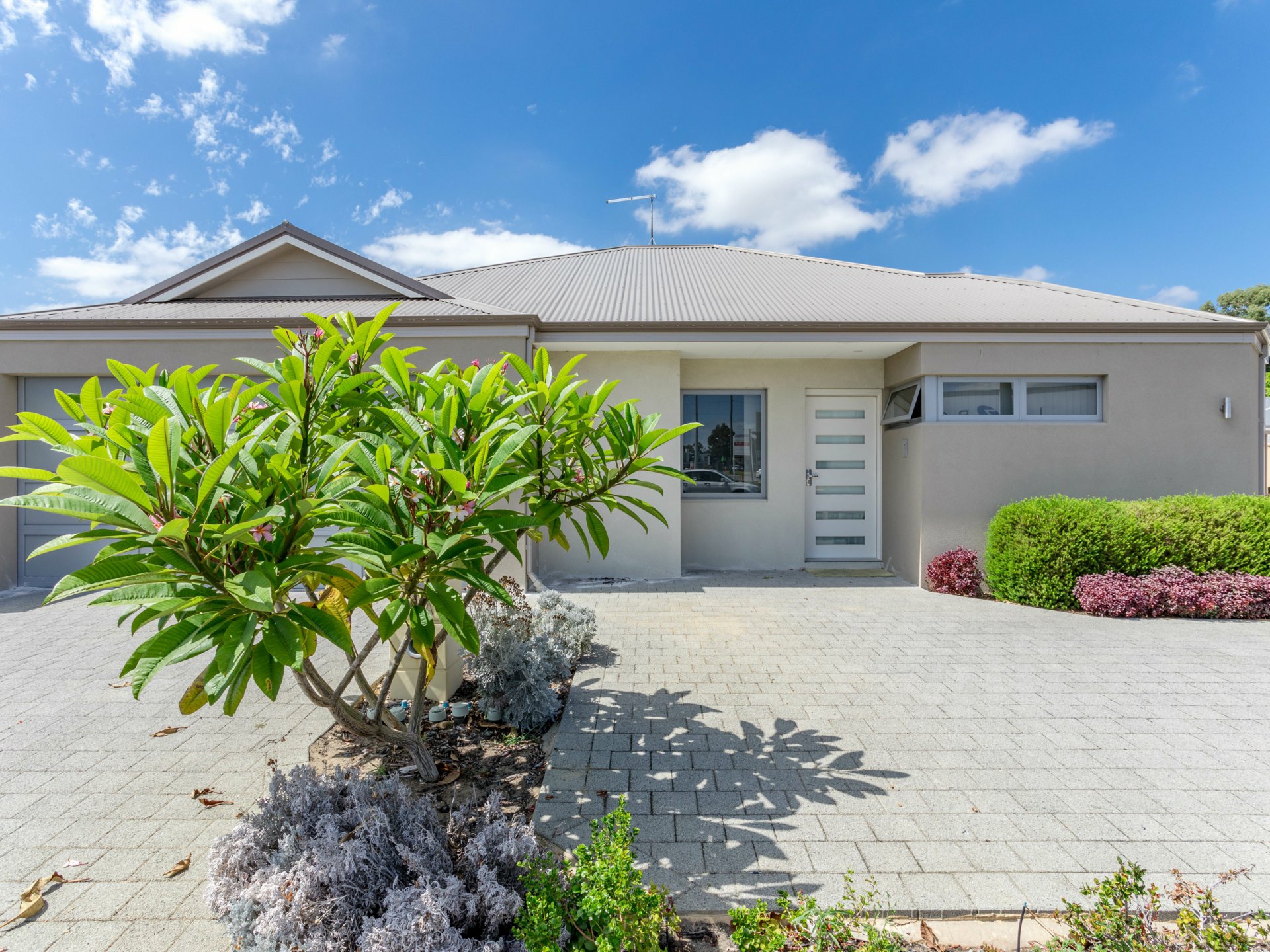12A Nicholson Road, BECKENHAM