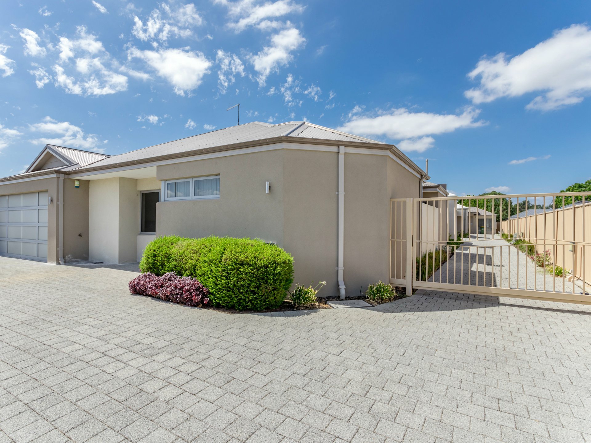 12A Nicholson Road, BECKENHAM