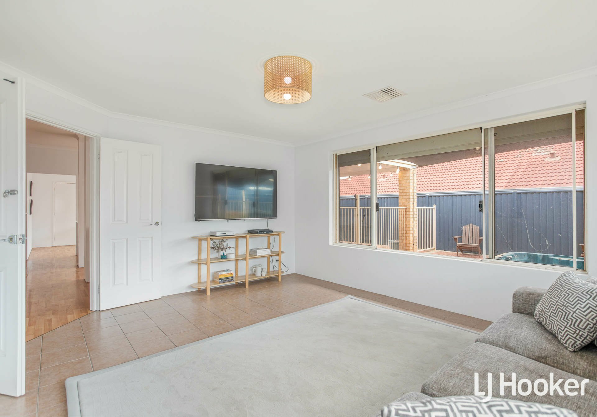 8 Halfpenny Avenue, BYFORD