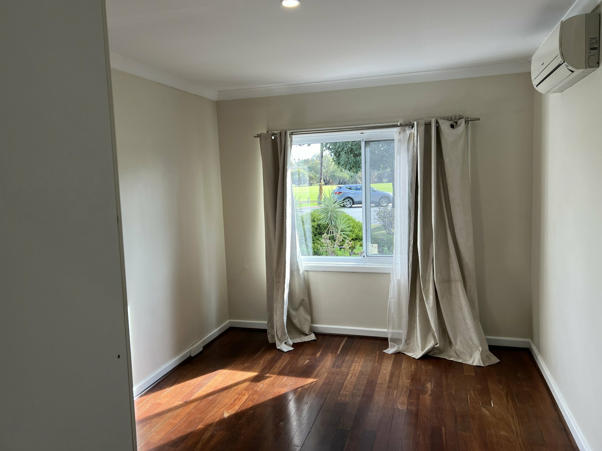 50 Dudley Road, KENWICK