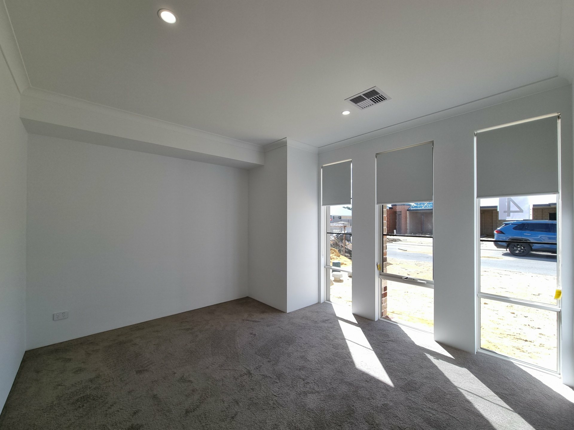 4 Handler Way, FORRESTDALE