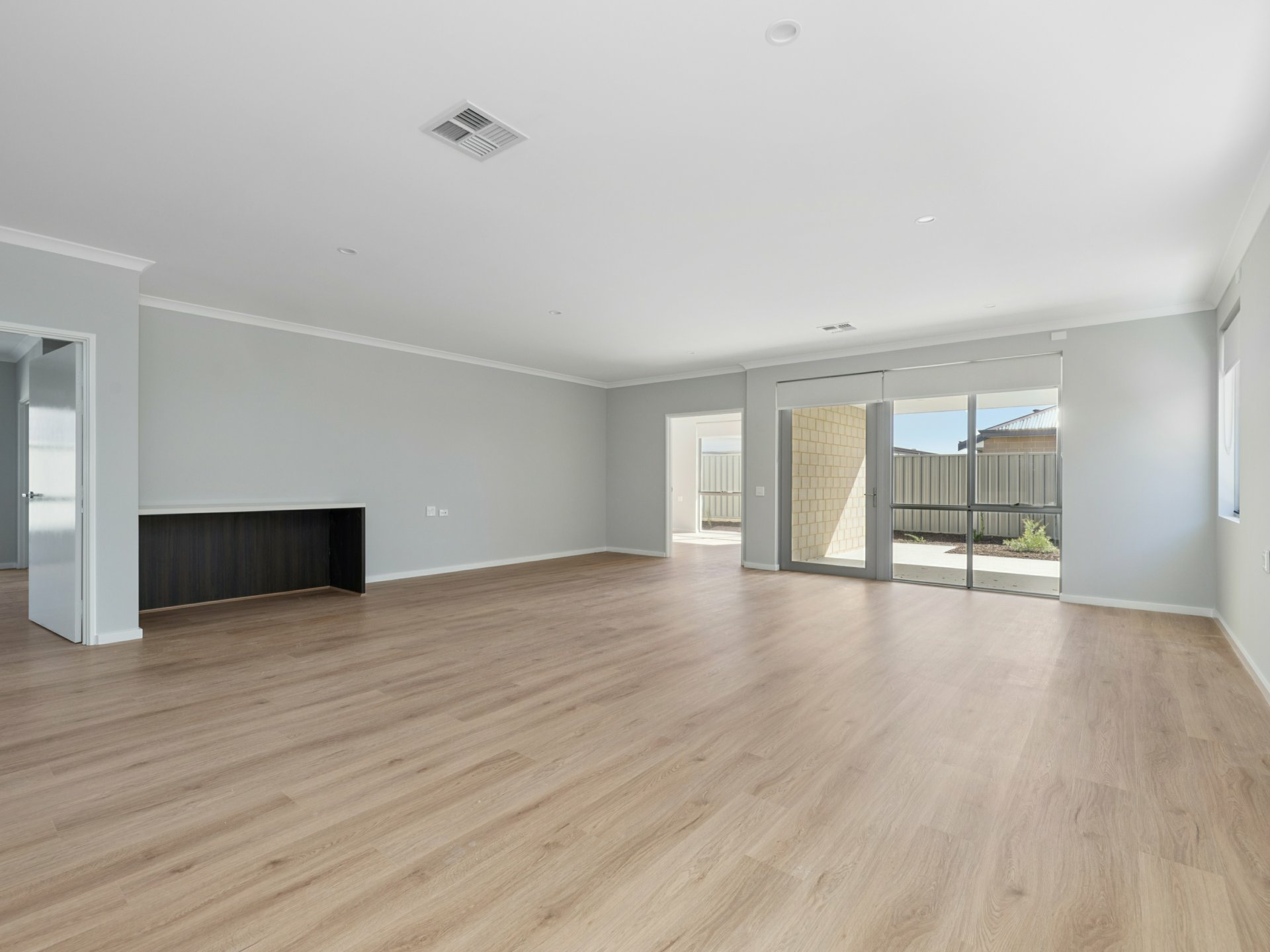 13 Slender Way — photo 15 of 30
