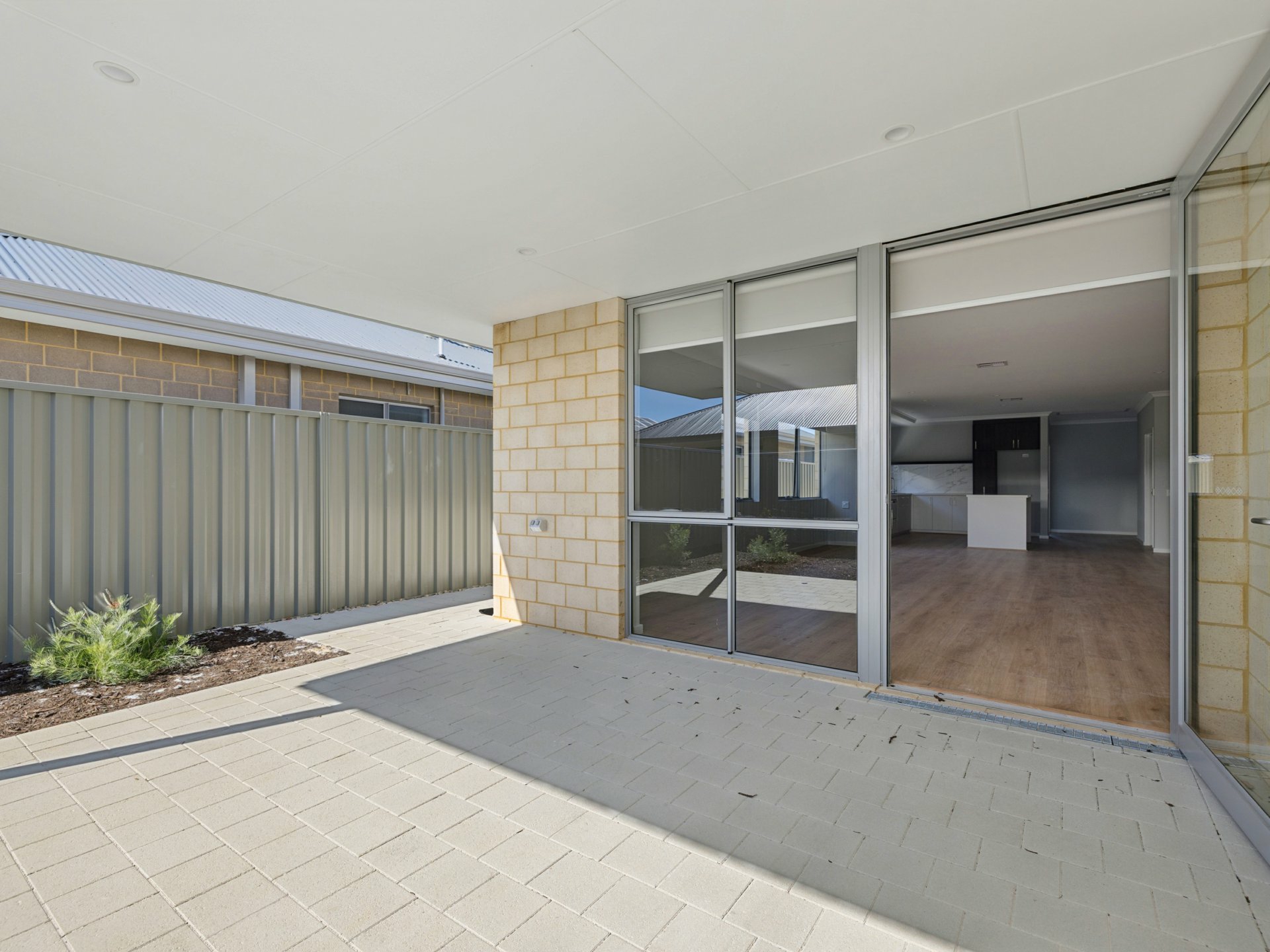 13 Slender Way — photo 27 of 30