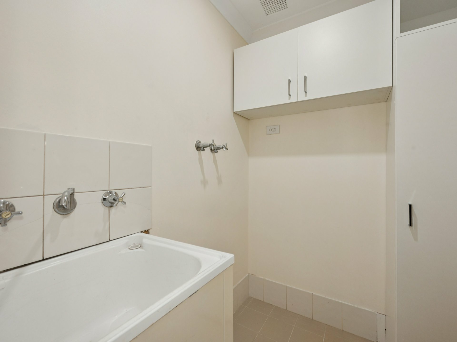23 Lakey Street — photo 11 of 20