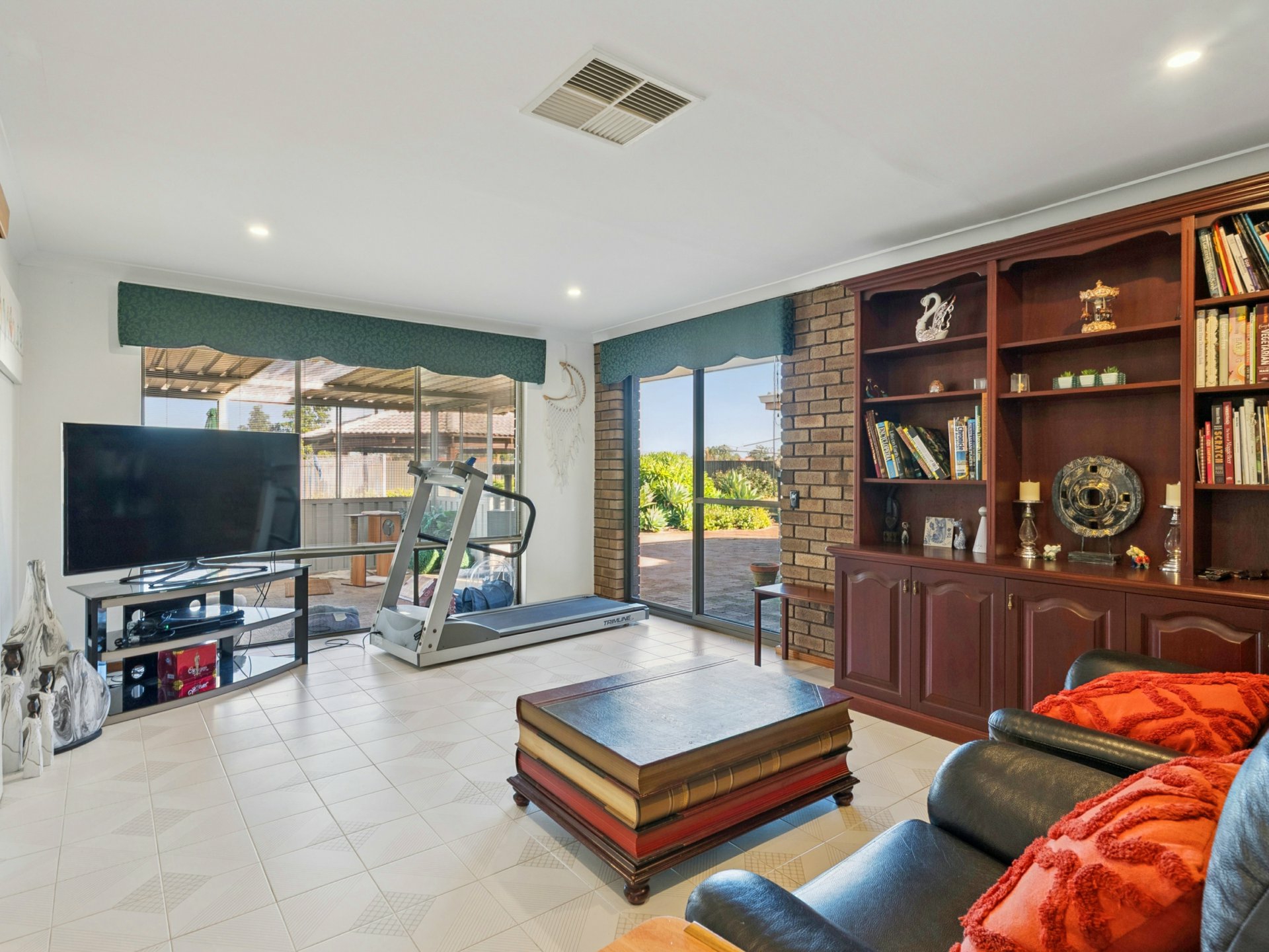 43 Bullfinch Street — photo 14 of 30