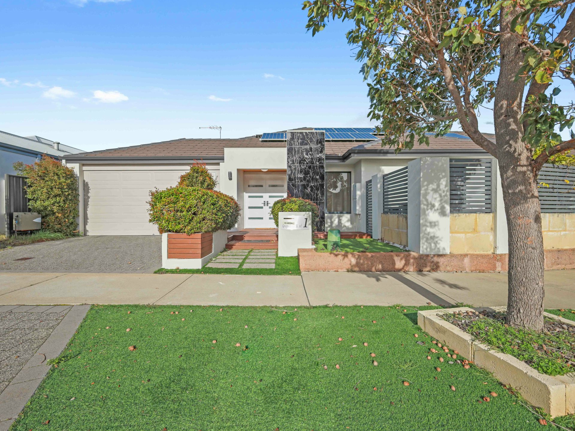 1 Grapestone Road — photo from LJ Hooker Harrisdale