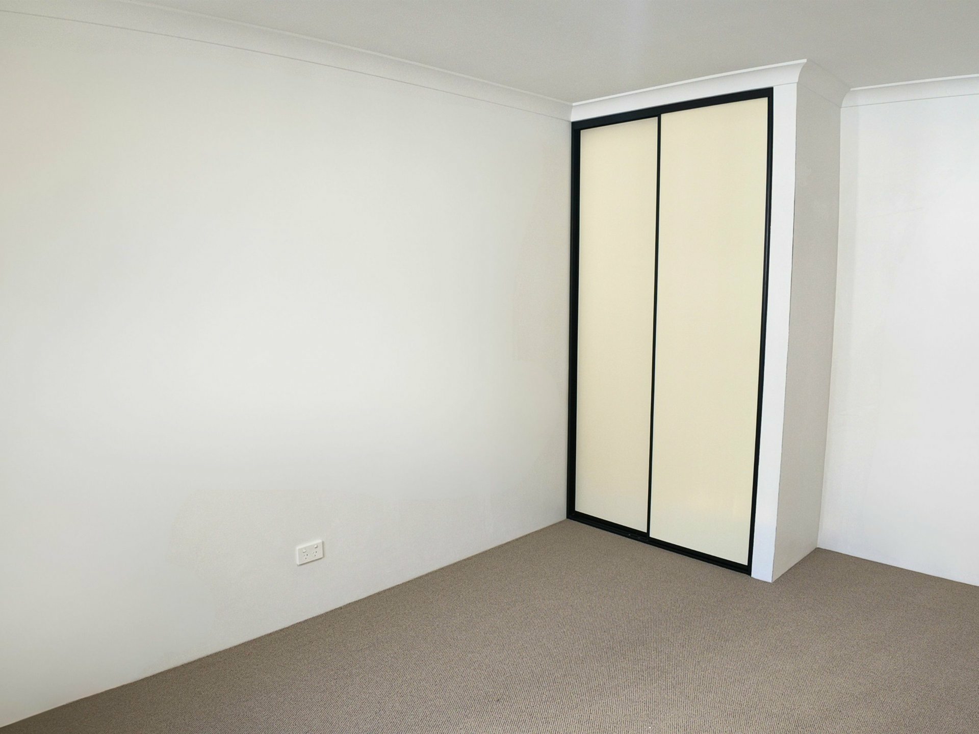 7 Pinnacles Street — photo 10 of 14