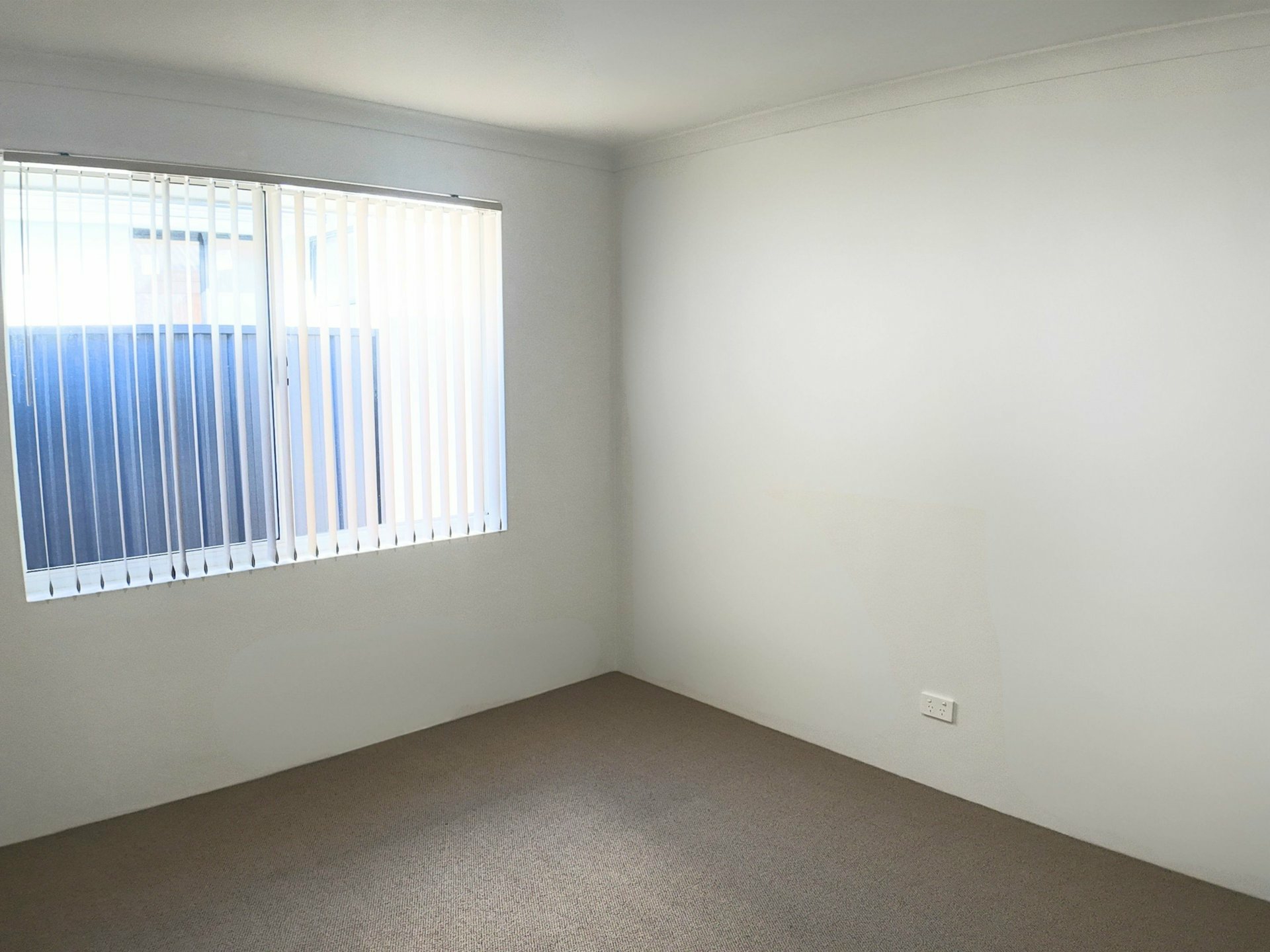 7 Pinnacles Street — photo 11 of 14