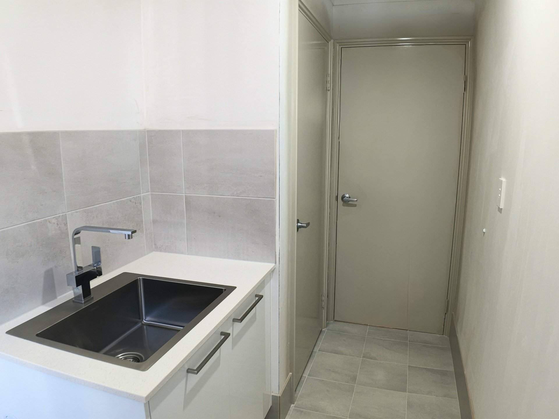 7 Pinnacles Street — photo 14 of 14