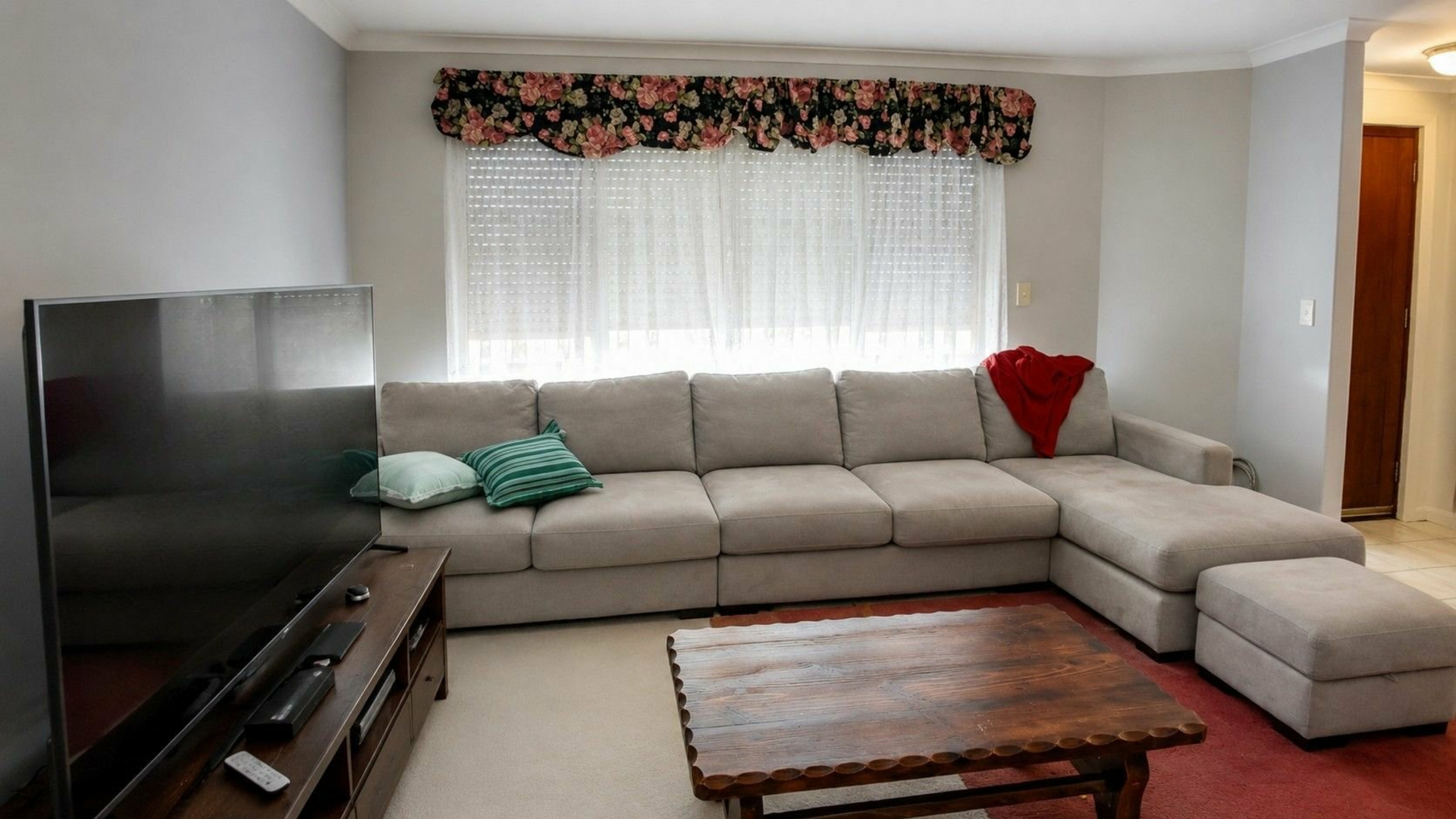 47 Inverness Circle — photo 5 of 16