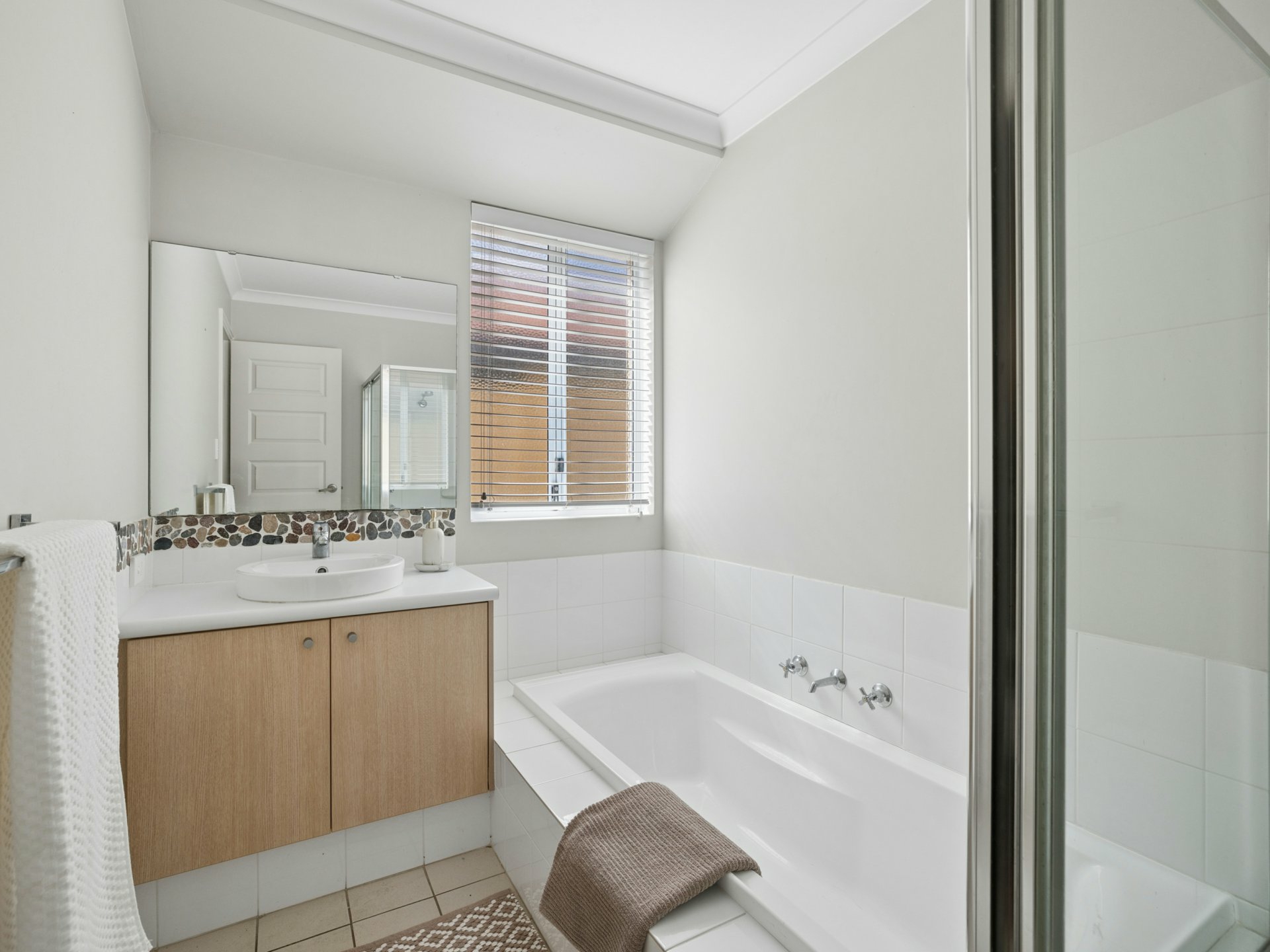 14 Harlequin Pass — photo 19 of 23