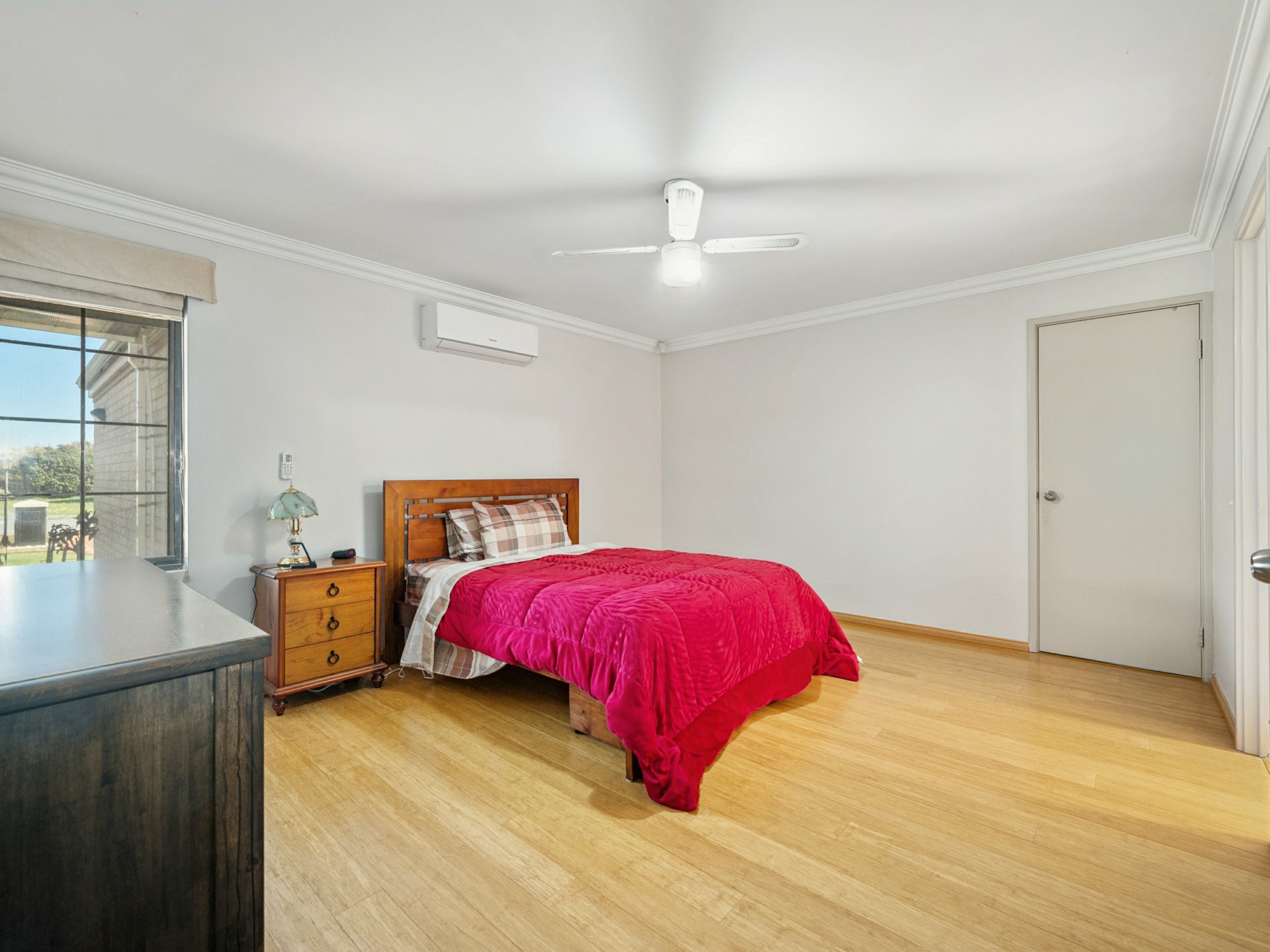 27 Kingsland Loop — photo 4 of 24