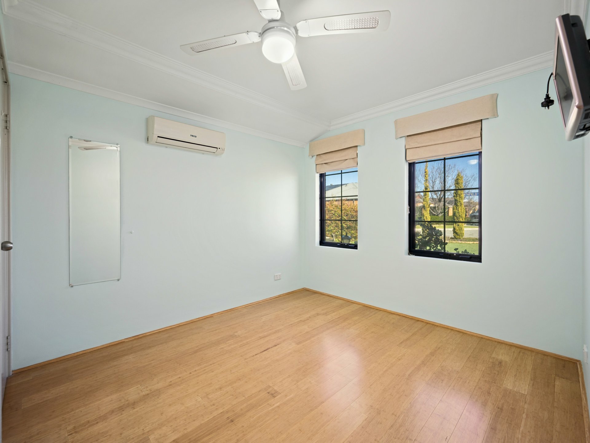 27 Kingsland Loop — photo 9 of 24