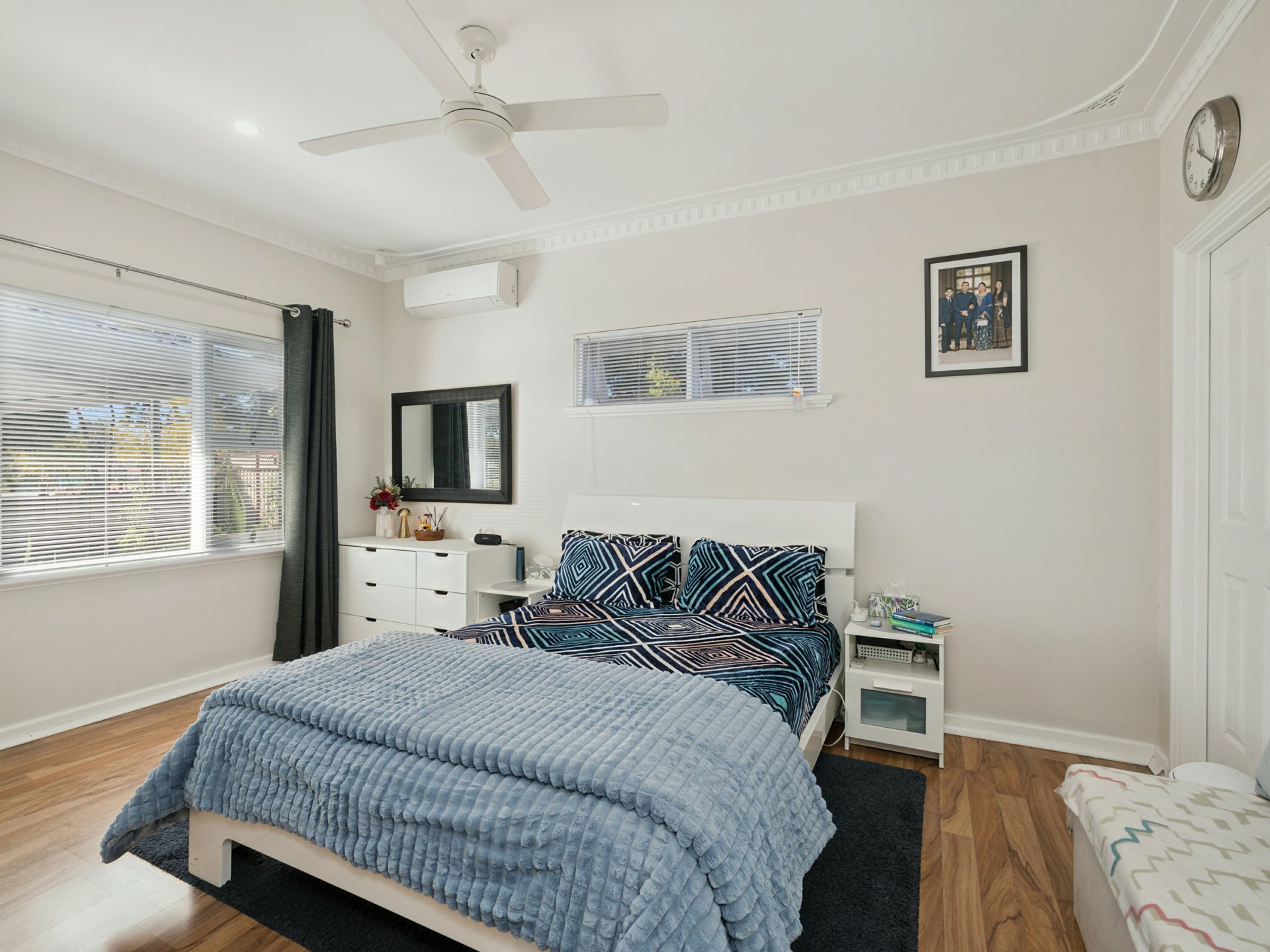 29 Thornlie Avenue — photo 11 of 30