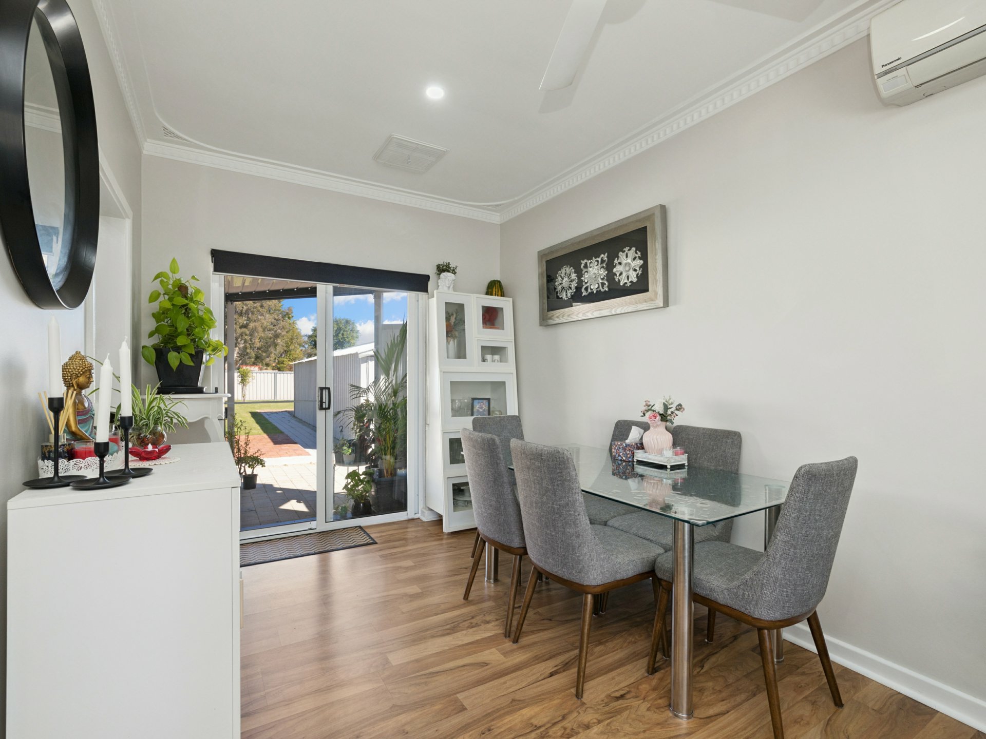 29 Thornlie Avenue — photo 18 of 30
