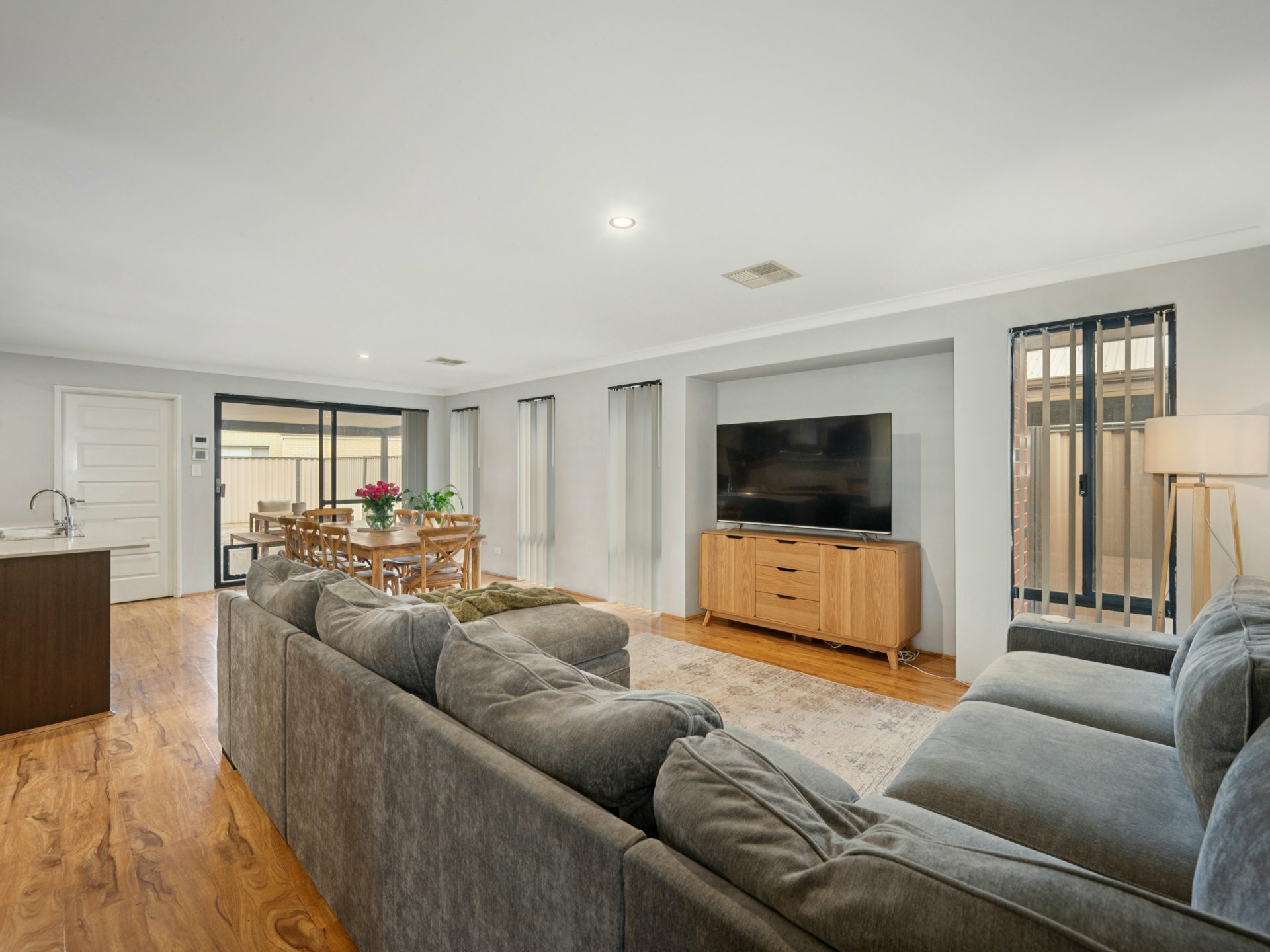 7 Windrow Grove — photo 8 of 18