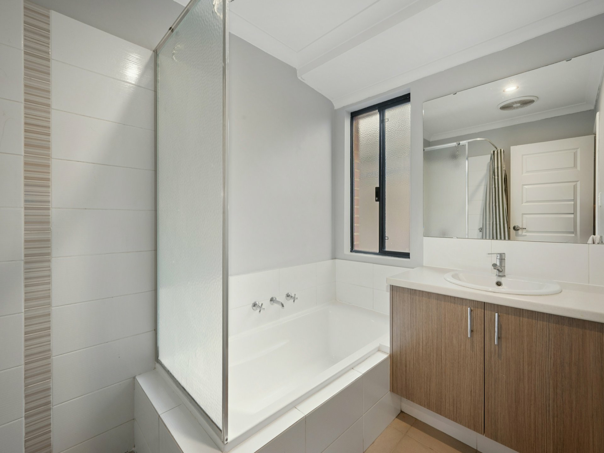 7 Windrow Grove — photo 14 of 18