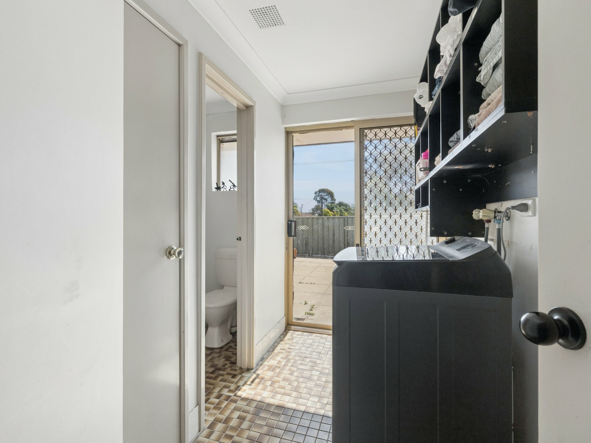 1 Rowland Court — photo 18 of 22