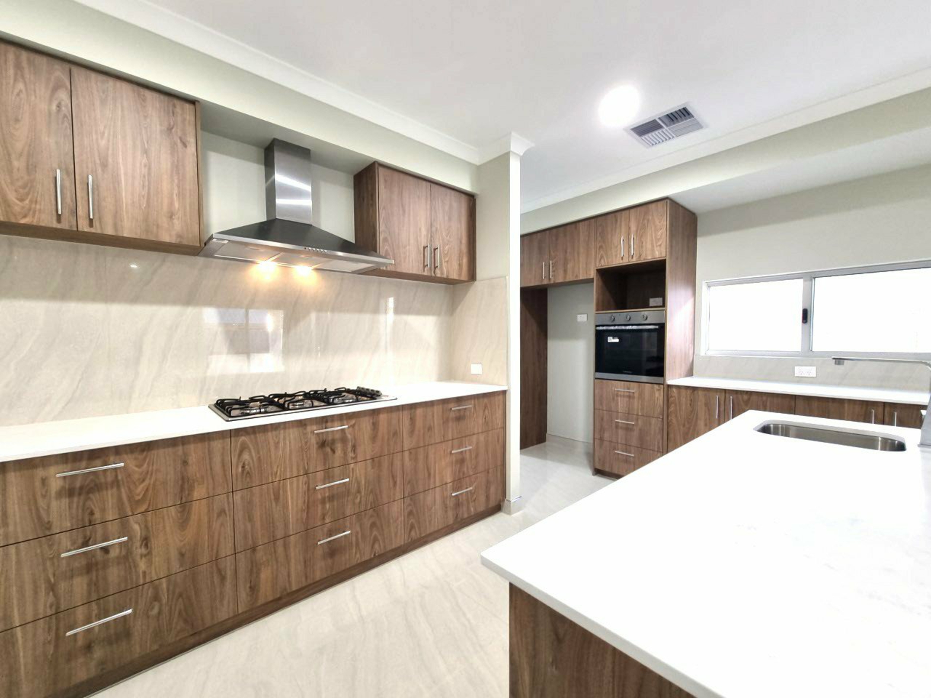 4 Stanley Street — photo 9 of 22