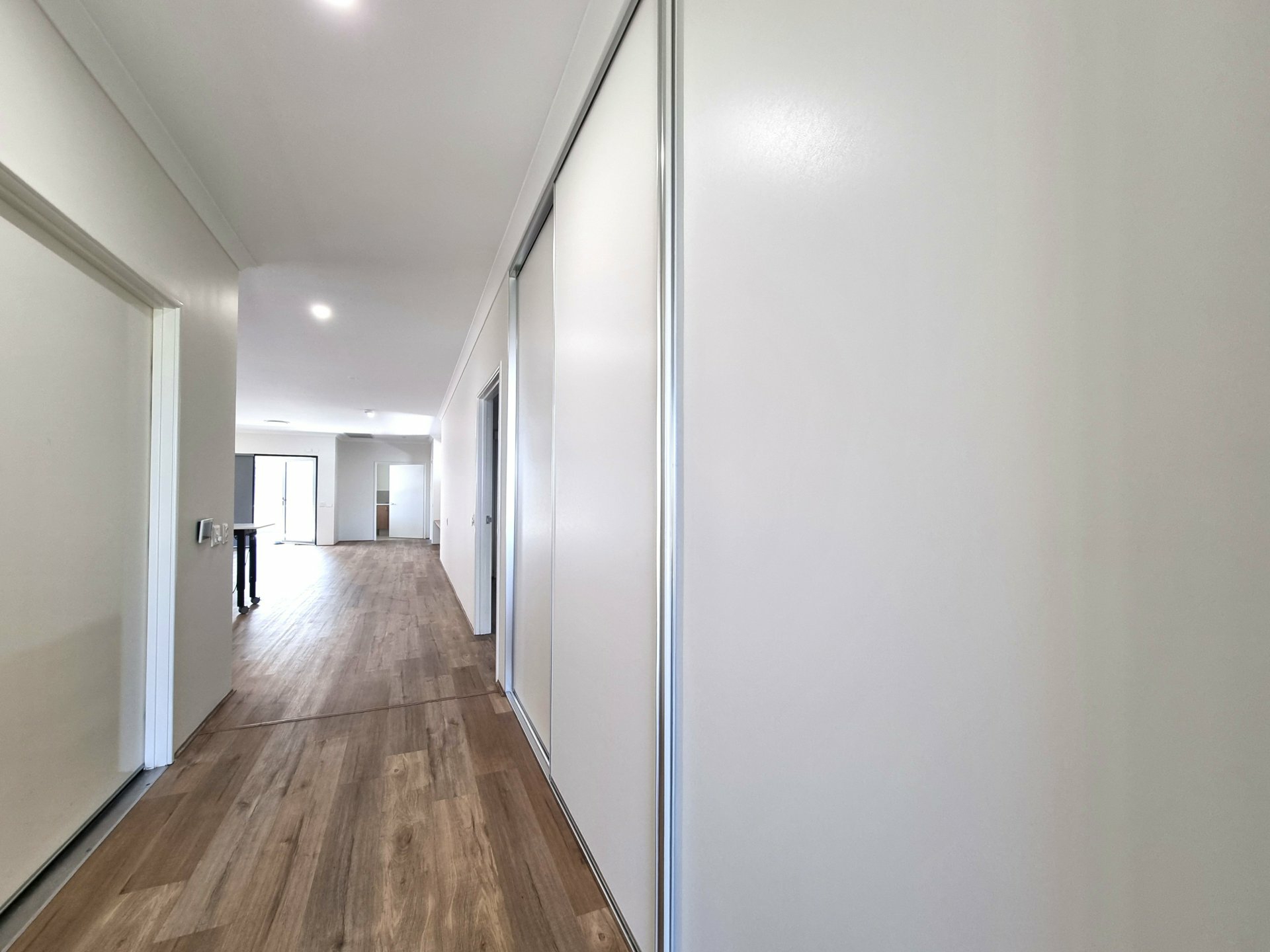 23 Lawrence Way — photo 6 of 21