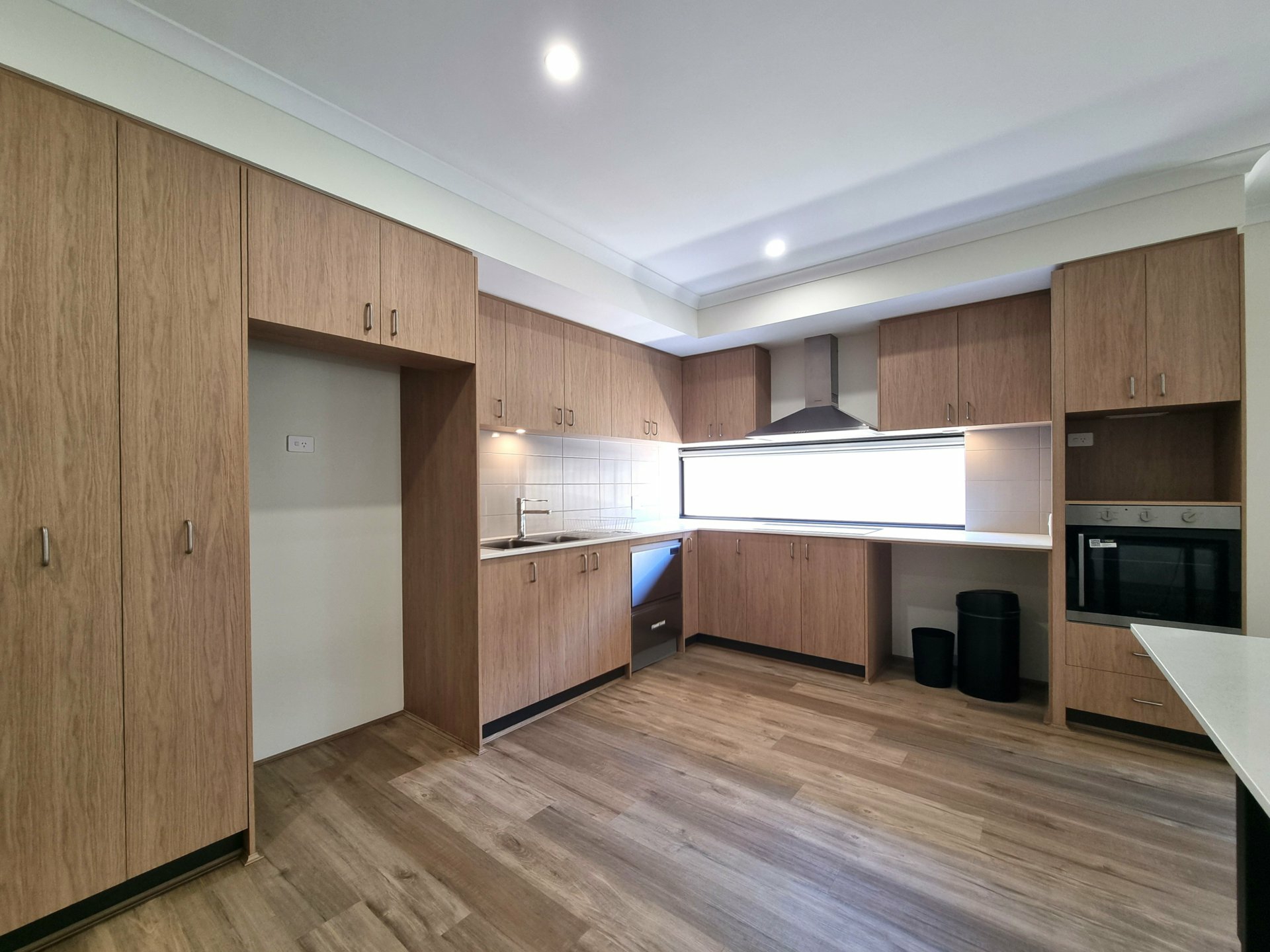 23 Lawrence Way — photo 7 of 21