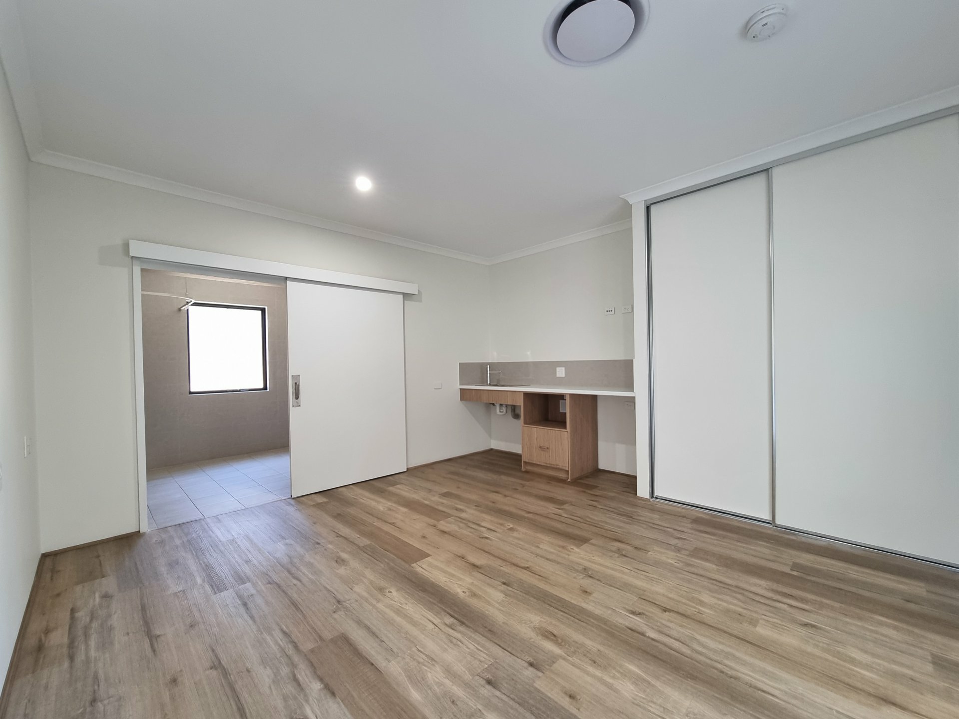 23 Lawrence Way — photo 11 of 21