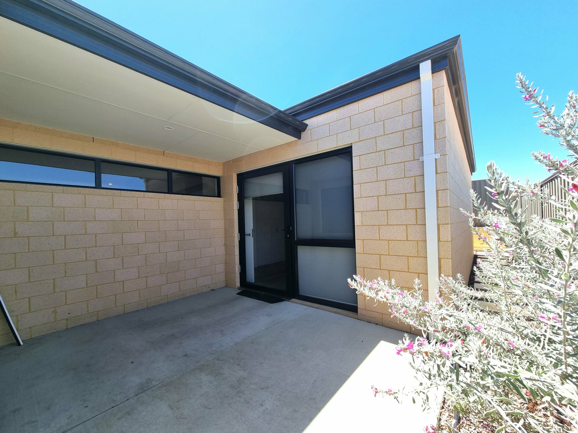 23 Lawrence Way — photo 12 of 21