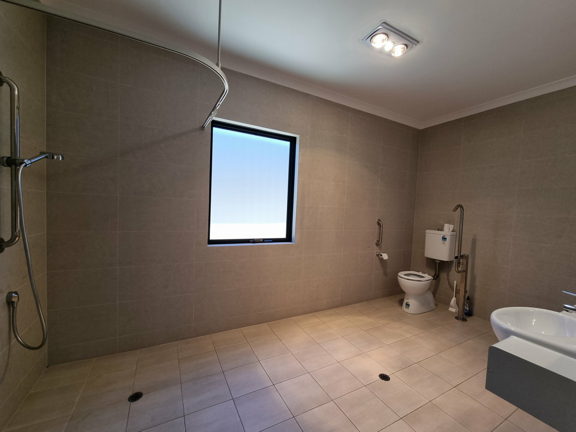 23 Lawrence Way — photo 13 of 21