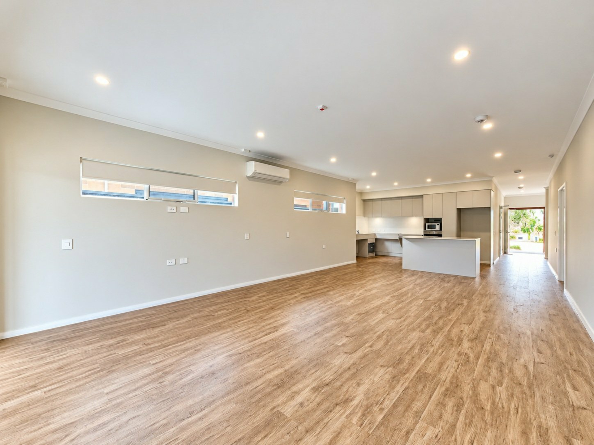 67 Harness Street — photo 8 of 14