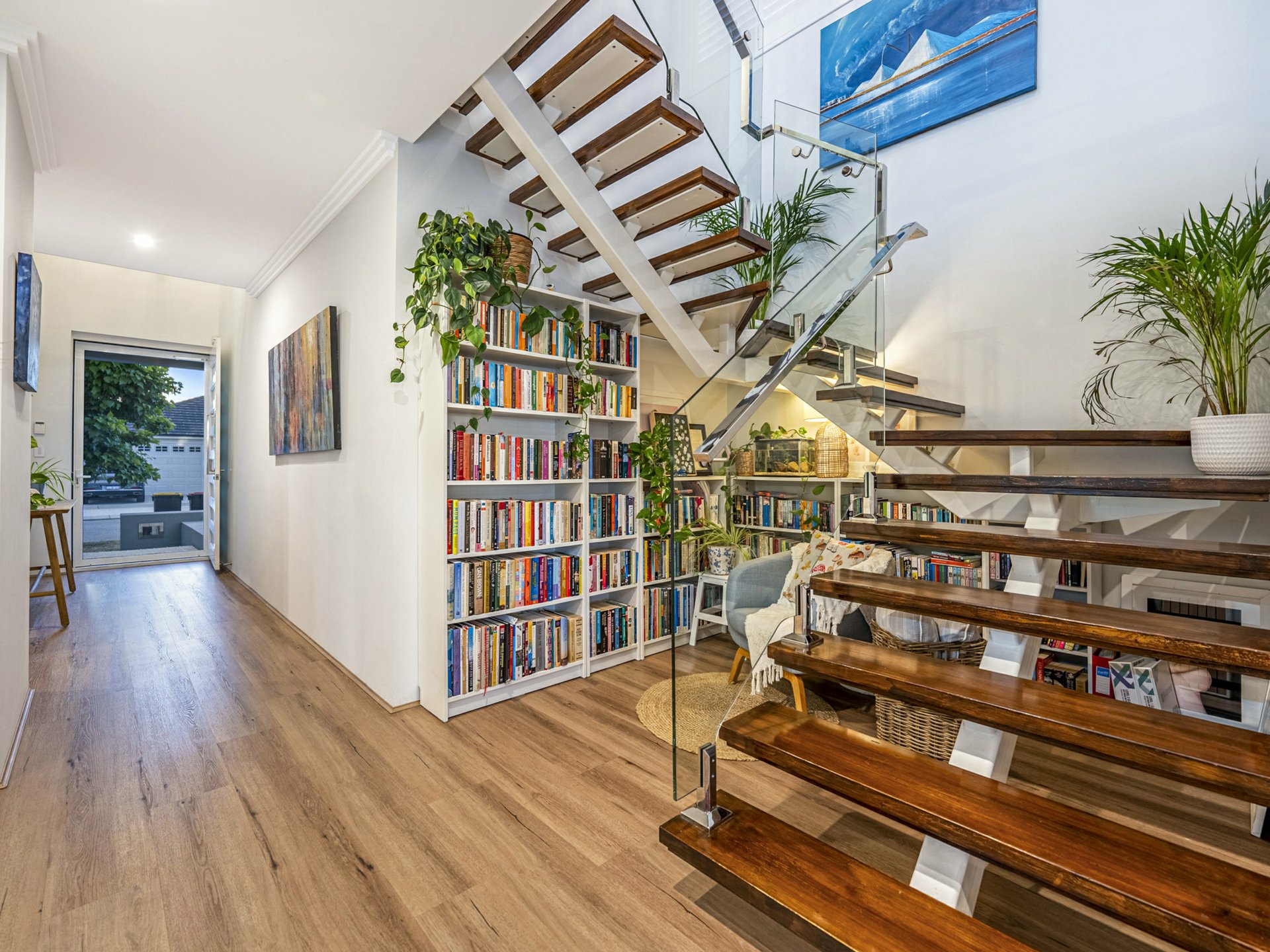 3 Dunmore Crescent — photo 3 of 30