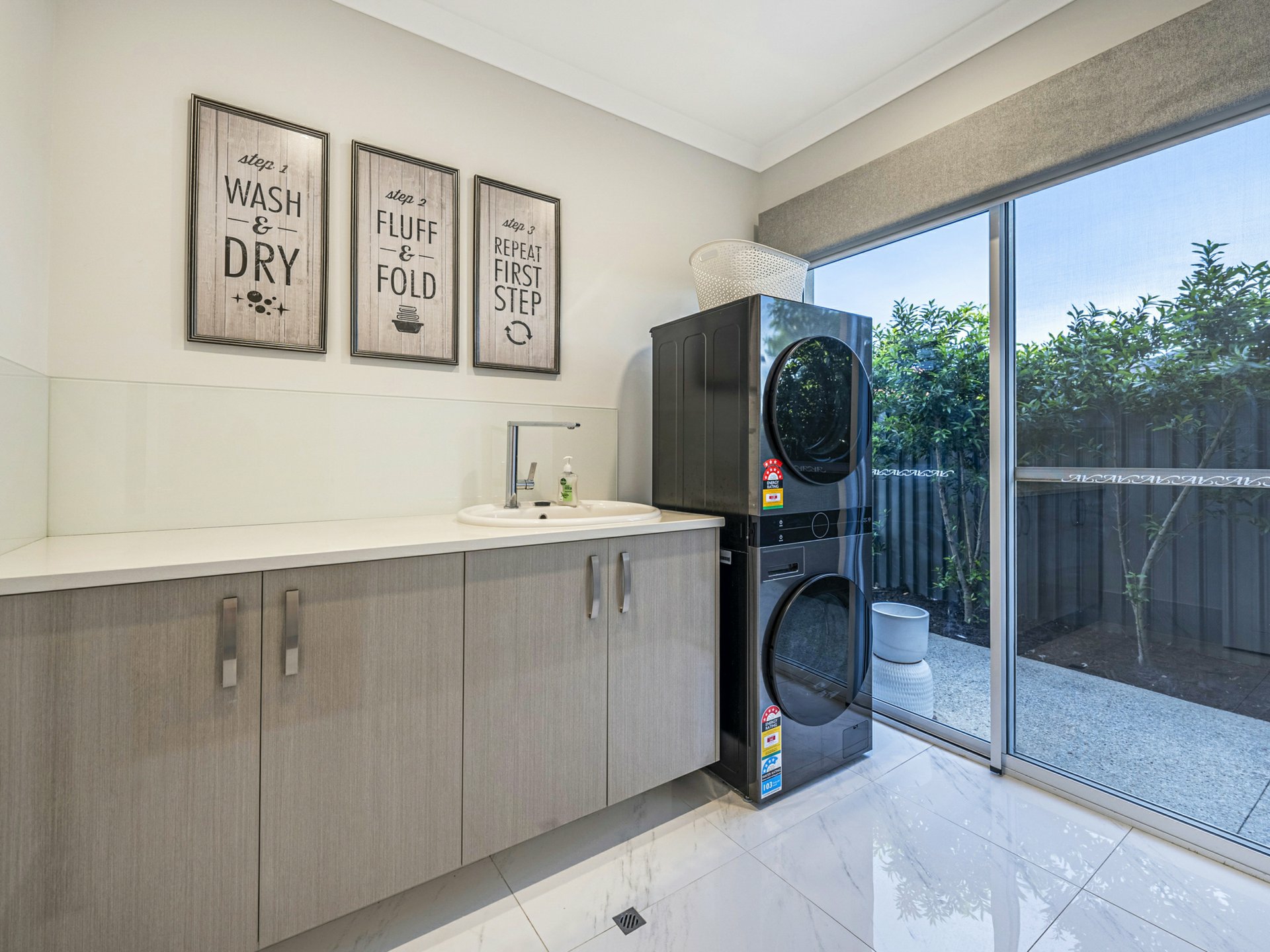 3 Dunmore Crescent — photo 5 of 30