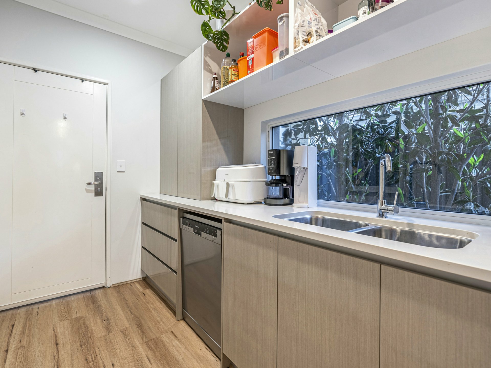 3 Dunmore Crescent — photo 13 of 30