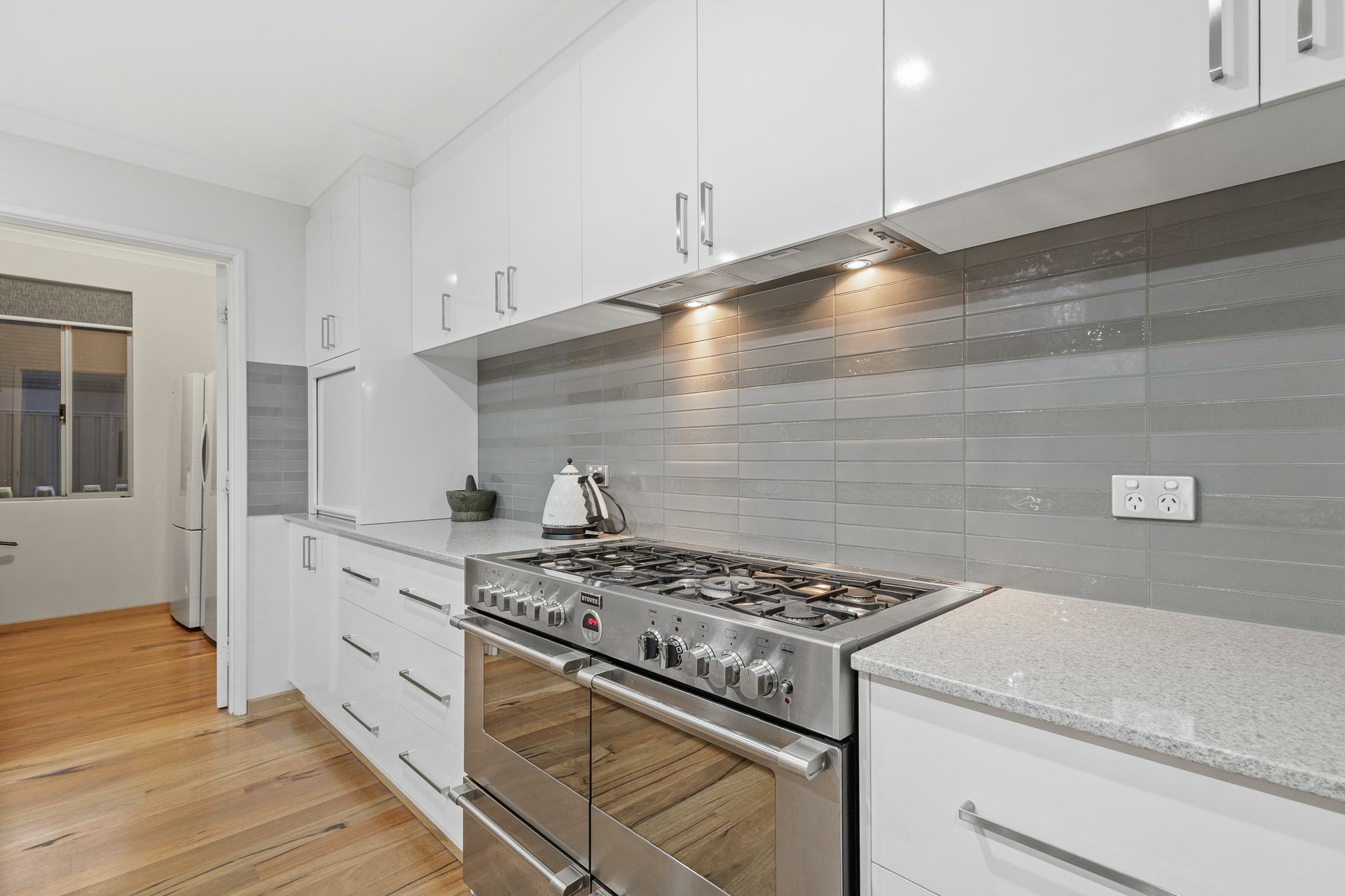 46 West Churchill Avenue, LAKE COOGEE