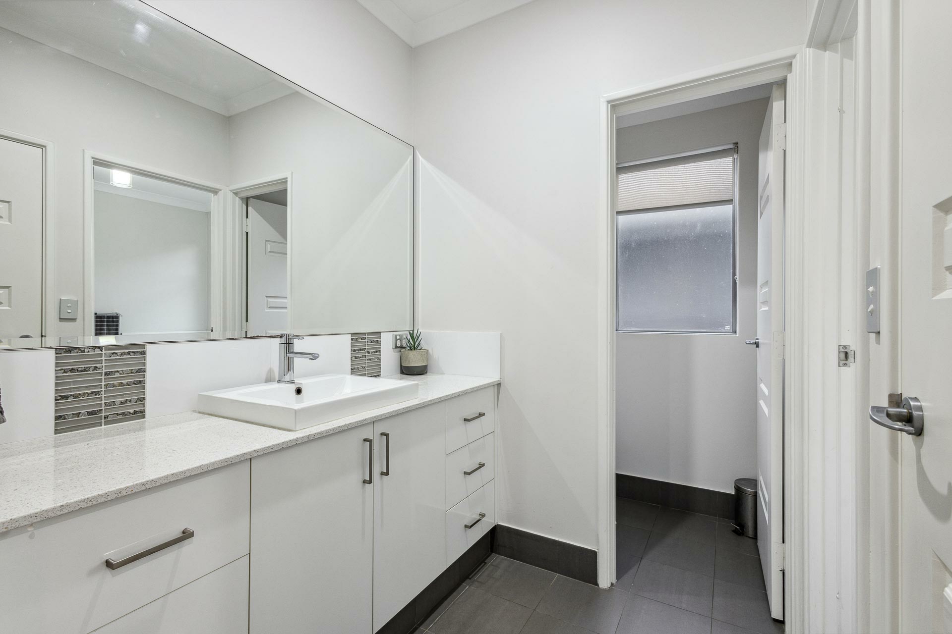 46 West Churchill Avenue, LAKE COOGEE