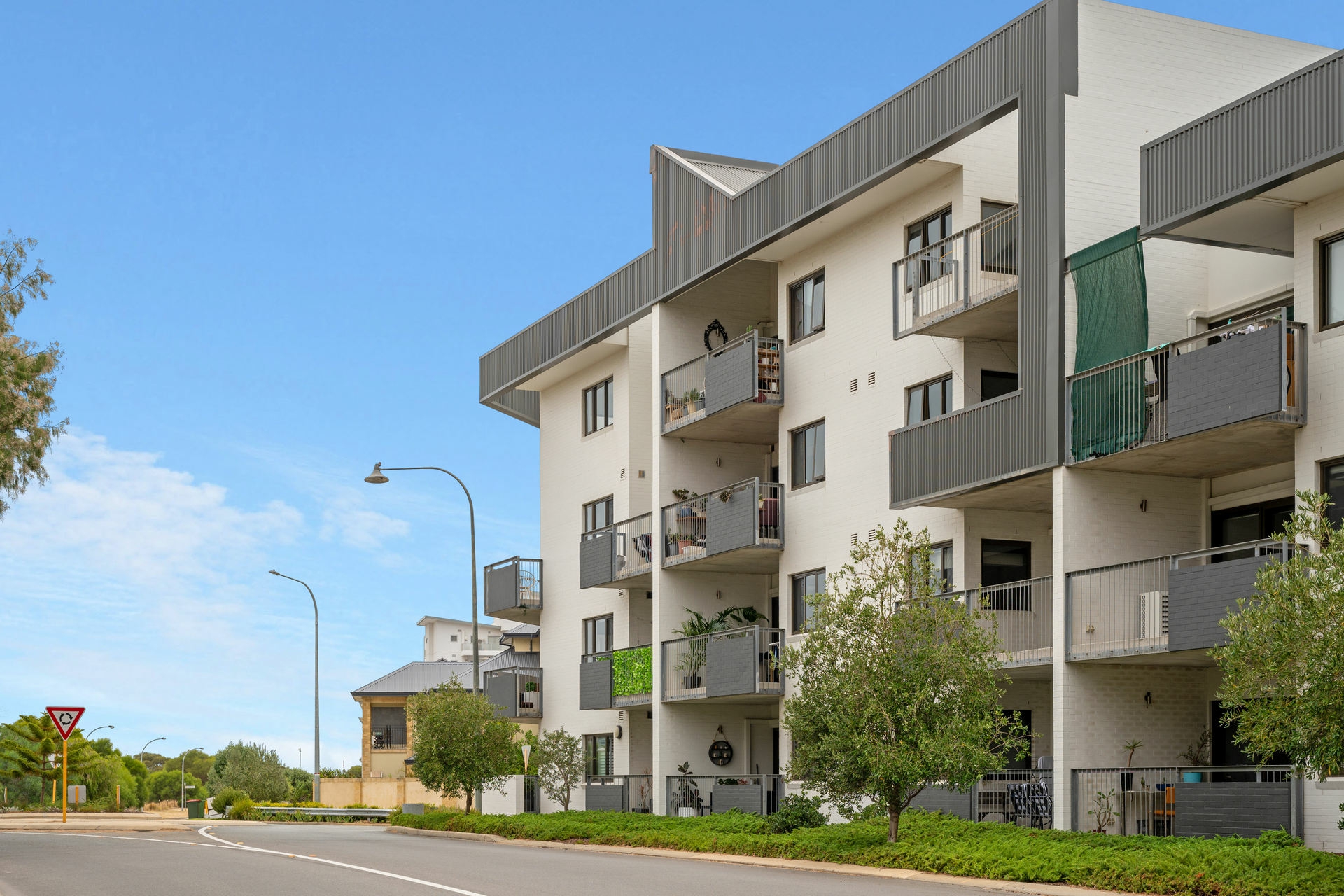 76/59 Breaksea Drive, NORTH COOGEE