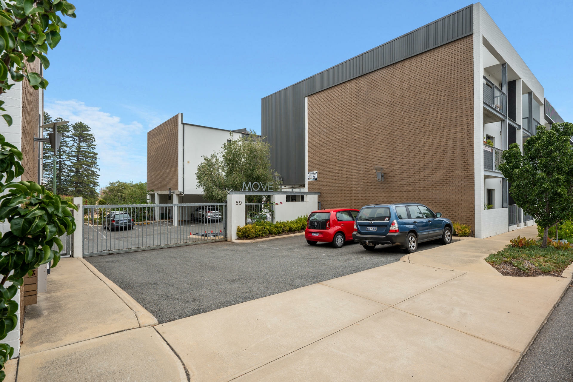 76/59 Breaksea Drive, NORTH COOGEE