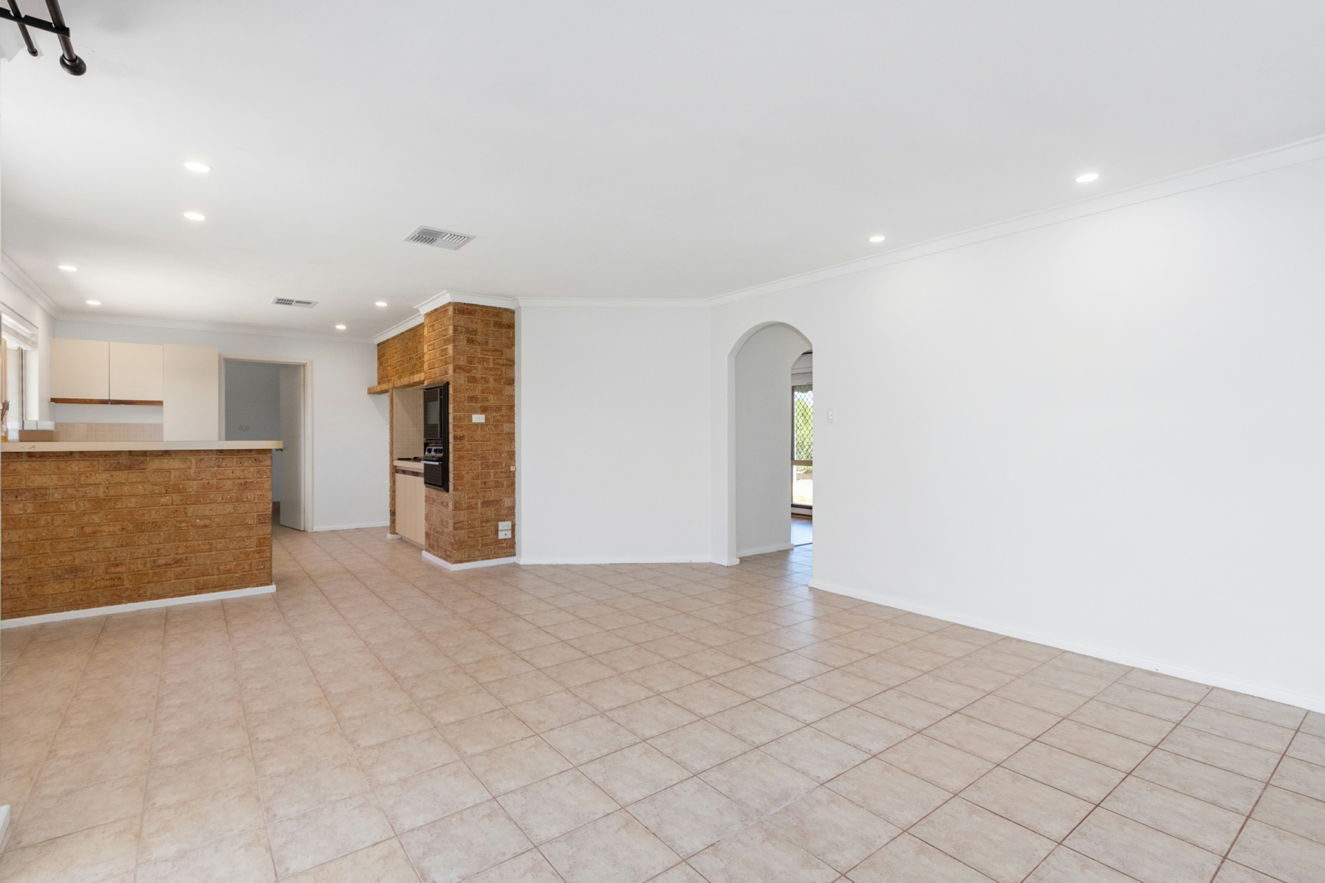11 Lawson Place, LAKE COOGEE